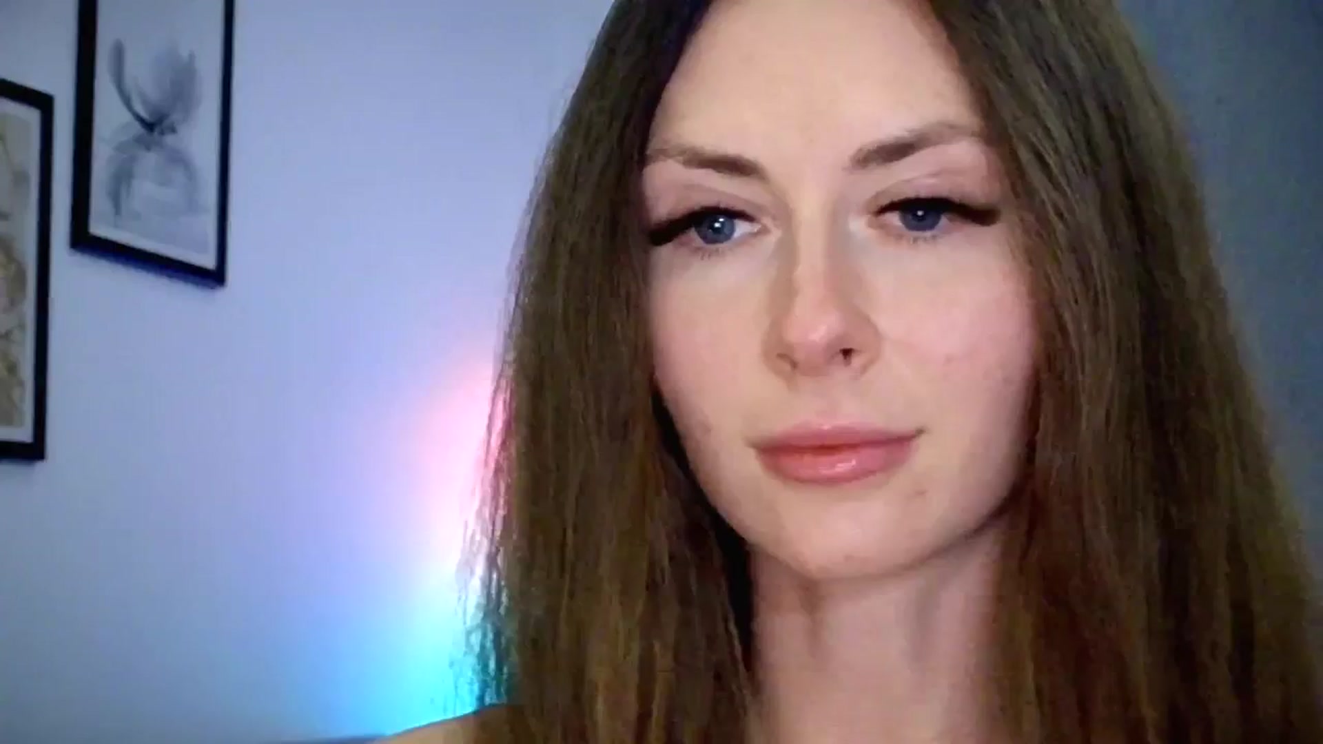 Gallery image thumbnail from Amber_Fry's myfreecams stream on, 11/03/2025, 17:18 image 18 of 20