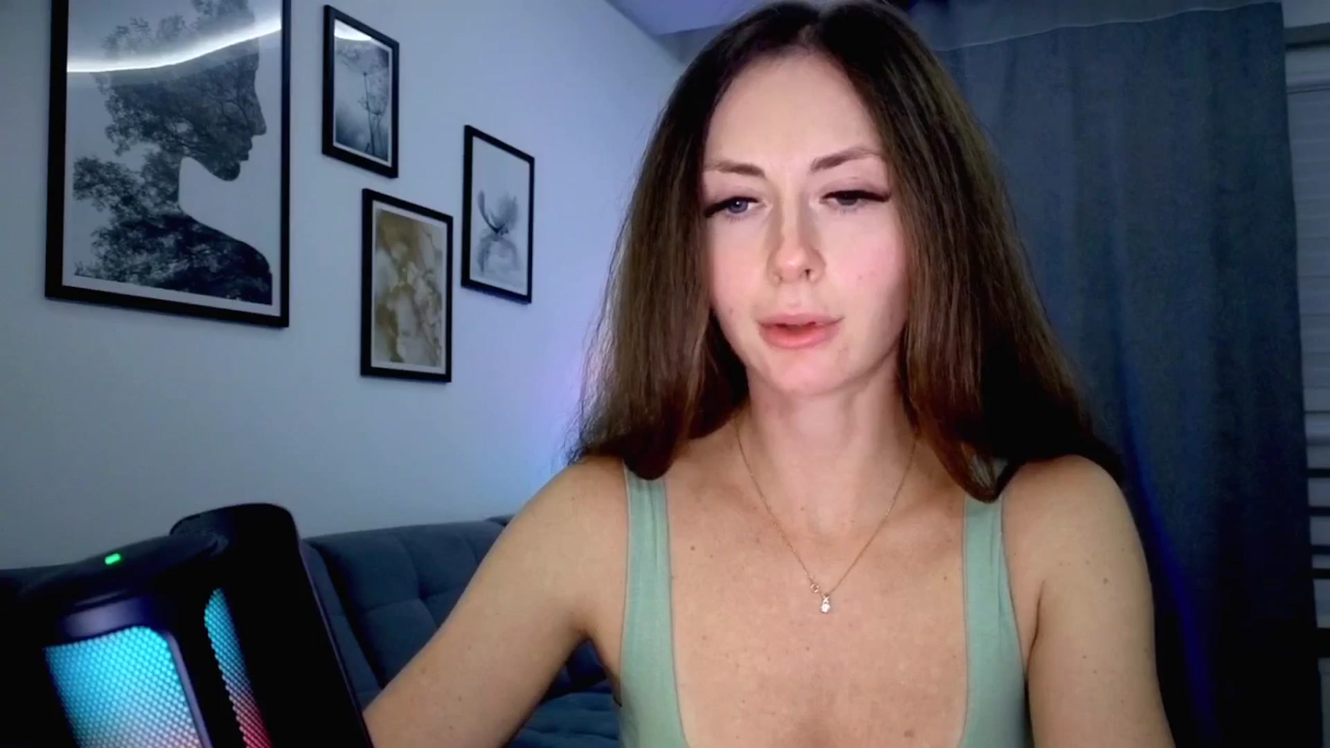 Gallery image thumbnail from Amber_Fry's myfreecams stream on, 11/03/2025, 21:51 image 4 of 20