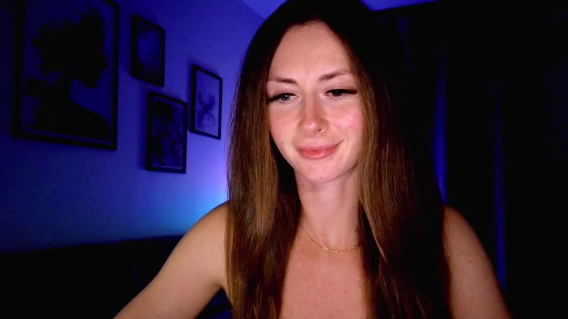 Gallery image thumbnail from Amber_Fry's myfreecams stream on, 11/03/2025, 22:21 image 10 of 20