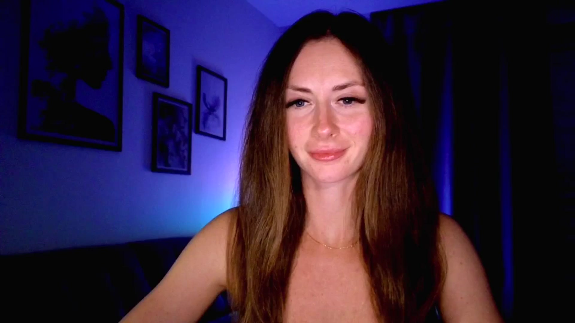 Gallery image thumbnail from Amber_Fry's myfreecams stream on, 11/03/2025, 22:21 image 11 of 20