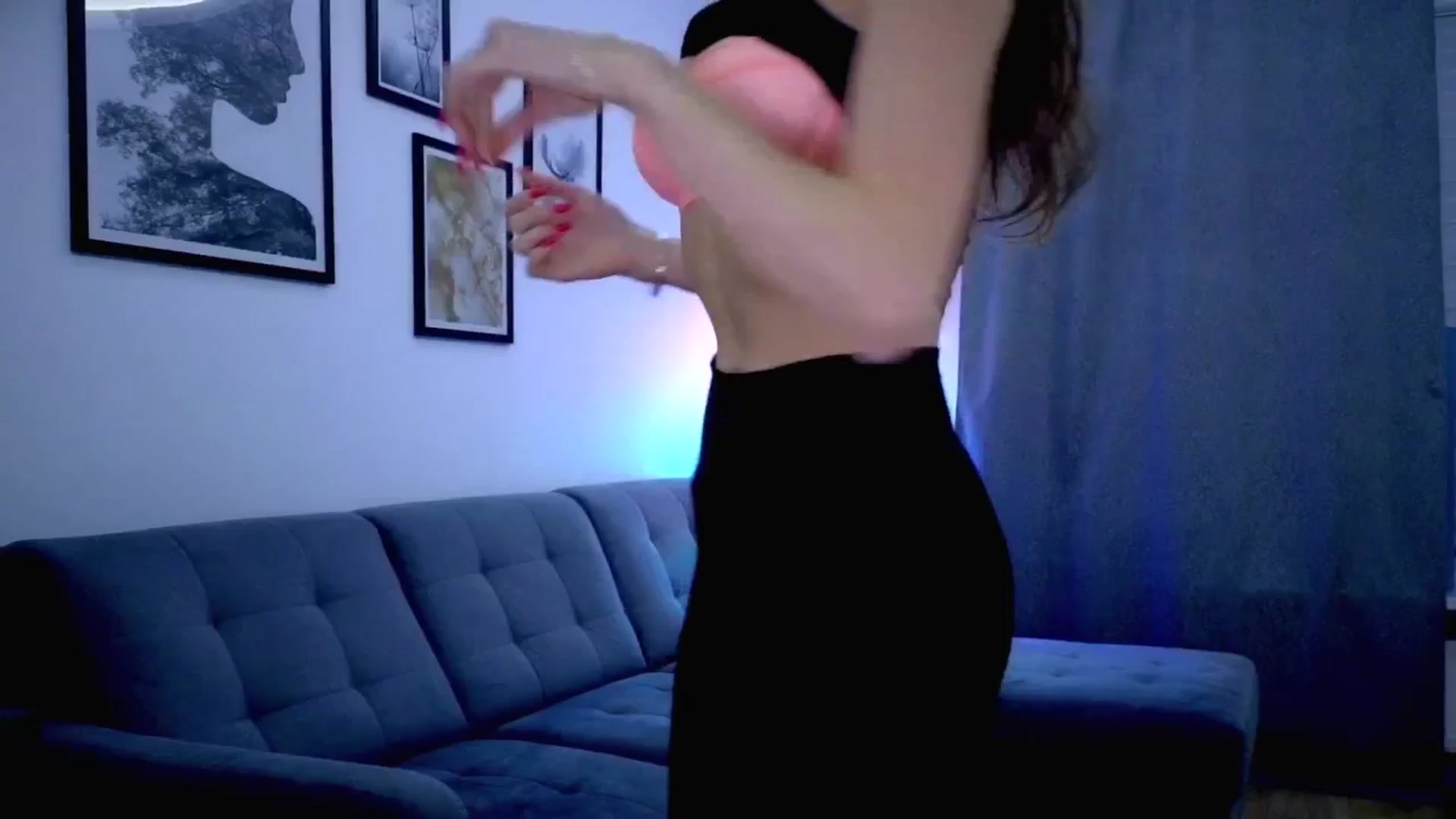 Gallery image thumbnail from Amber_Fry's myfreecams stream on, 11/08/2025, 20:50 image 18 of 20
