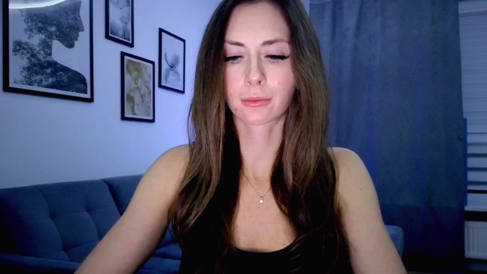 Gallery image thumbnail from Amber_Fry's myfreecams stream on, 11/08/2025, 21:51 image 4 of 20