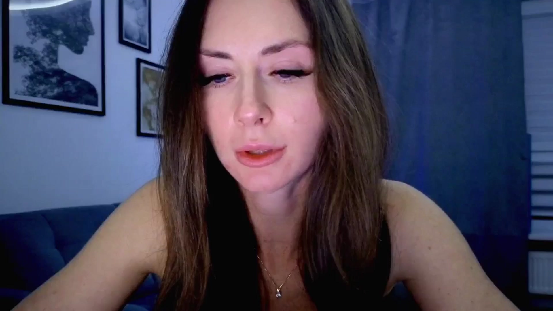 Gallery image thumbnail from Amber_Fry's myfreecams stream on, 11/08/2025, 21:51 image 14 of 20