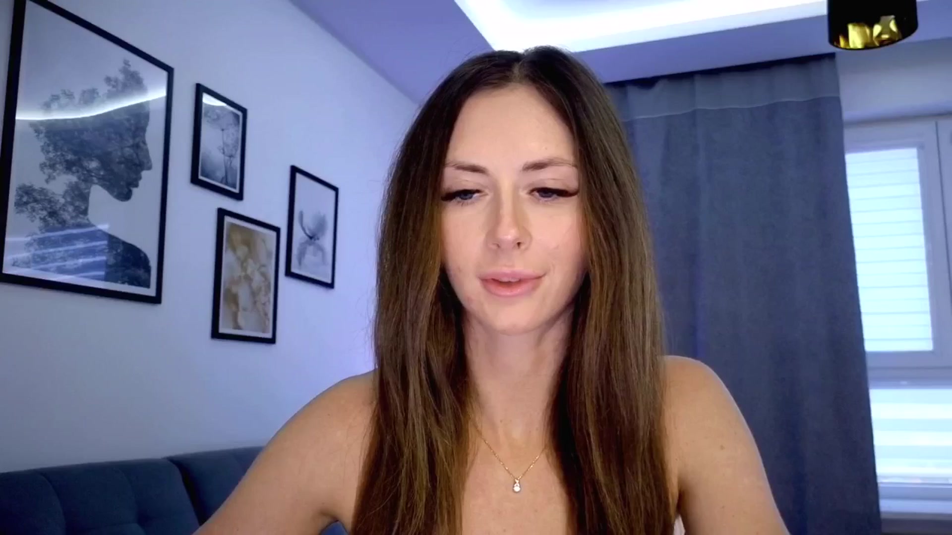 Gallery image thumbnail from Amber_Fry's myfreecams stream on, 11/09/2025, 13:40 image 9 of 20