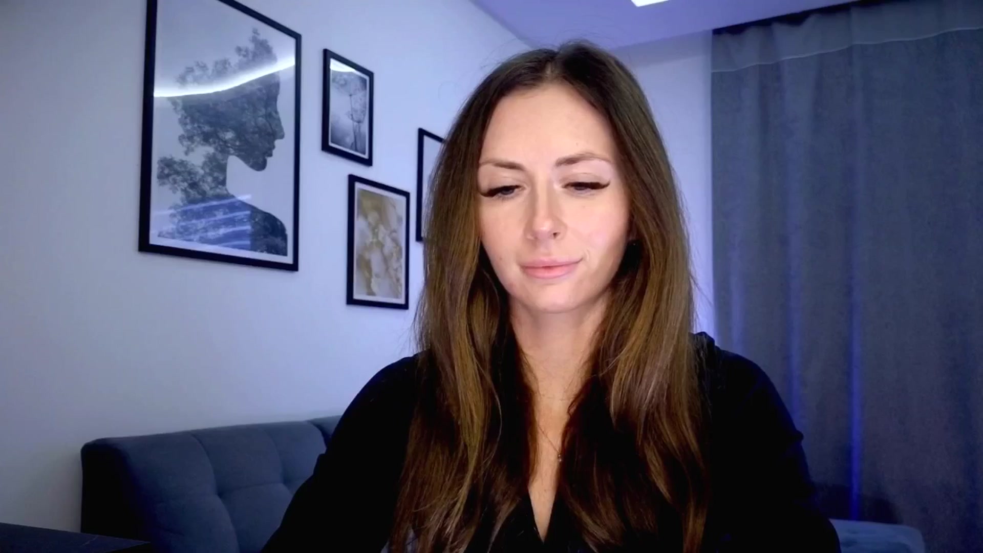 Gallery image thumbnail from Amber_Fry's myfreecams stream on, 11/09/2025, 14:18 image 1 of 20