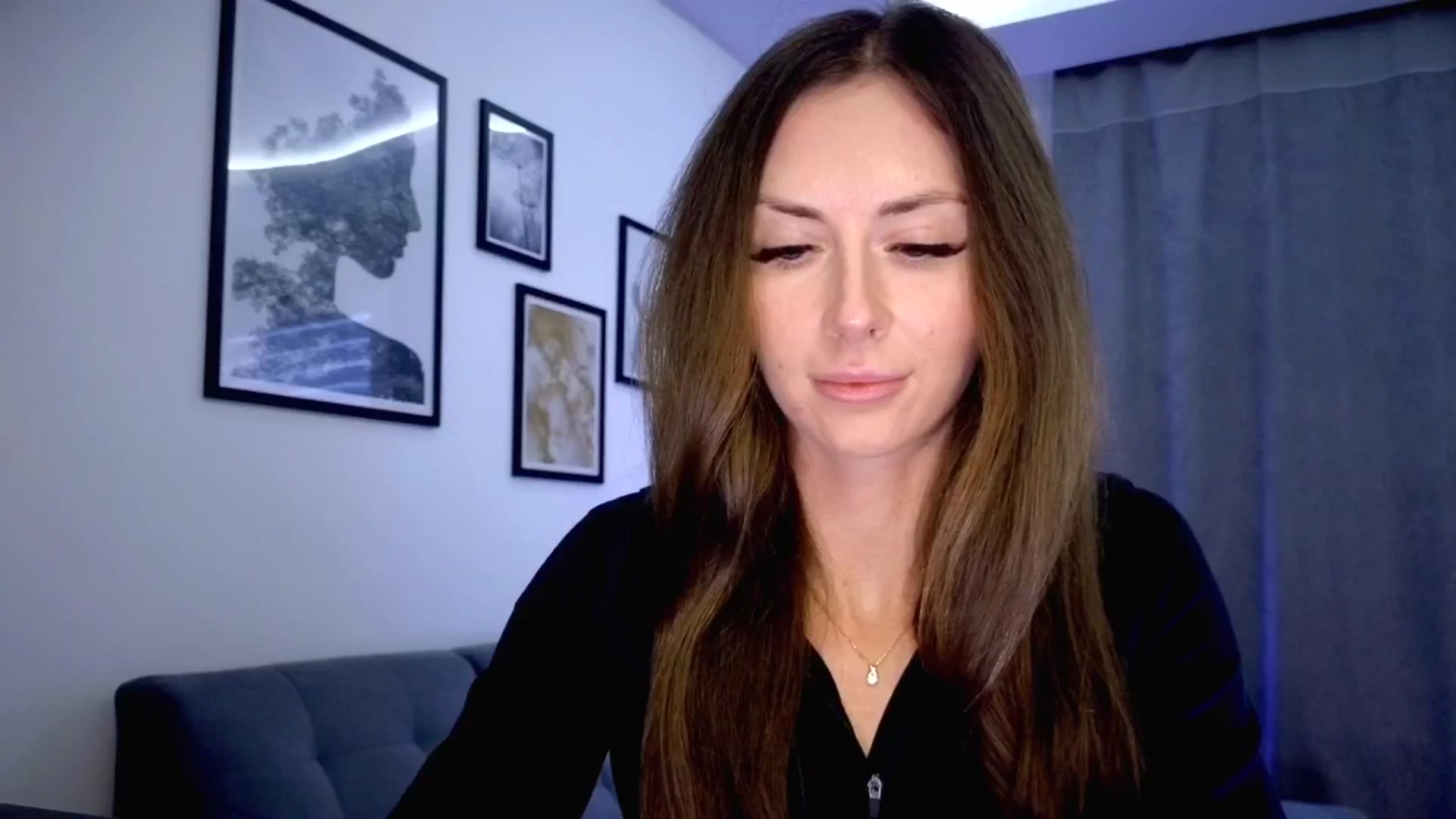 Gallery image thumbnail from Amber_Fry's myfreecams stream on, 11/09/2025, 14:18 image 16 of 20