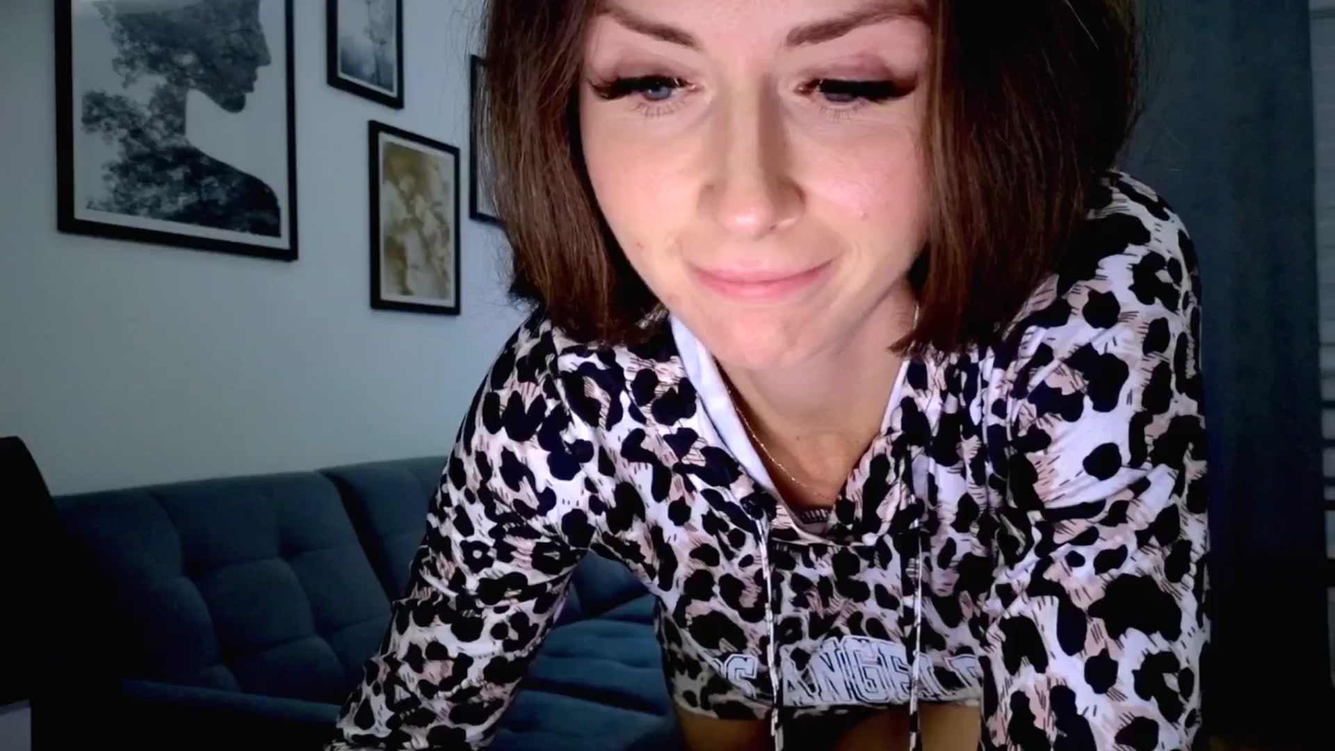 Gallery image thumbnail from Amber_Fry's myfreecams stream on, 11/10/2025, 21:34 image 16 of 20