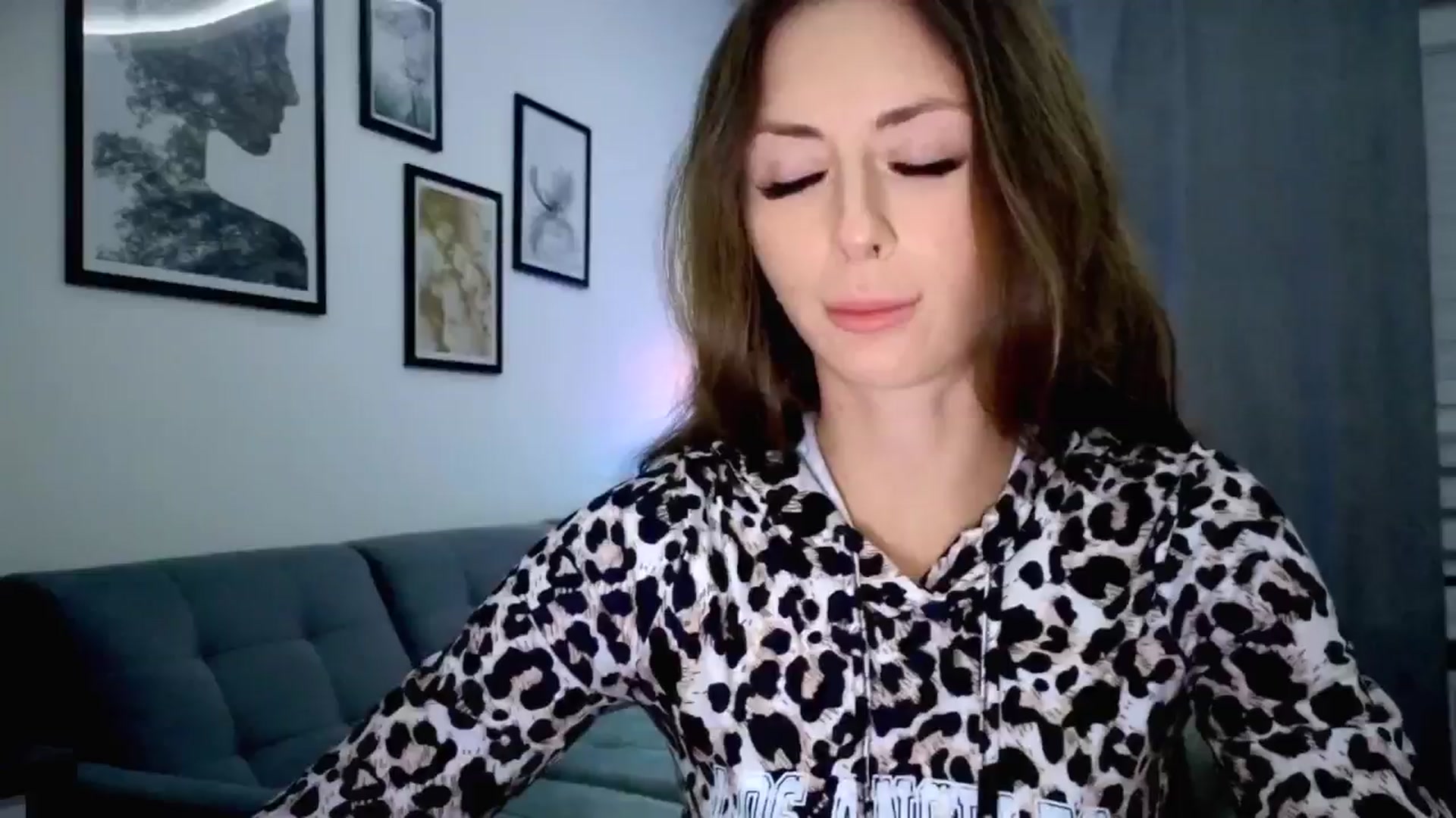 Gallery image thumbnail from Amber_Fry's myfreecams stream on, 11/10/2025, 21:34 image 6 of 20