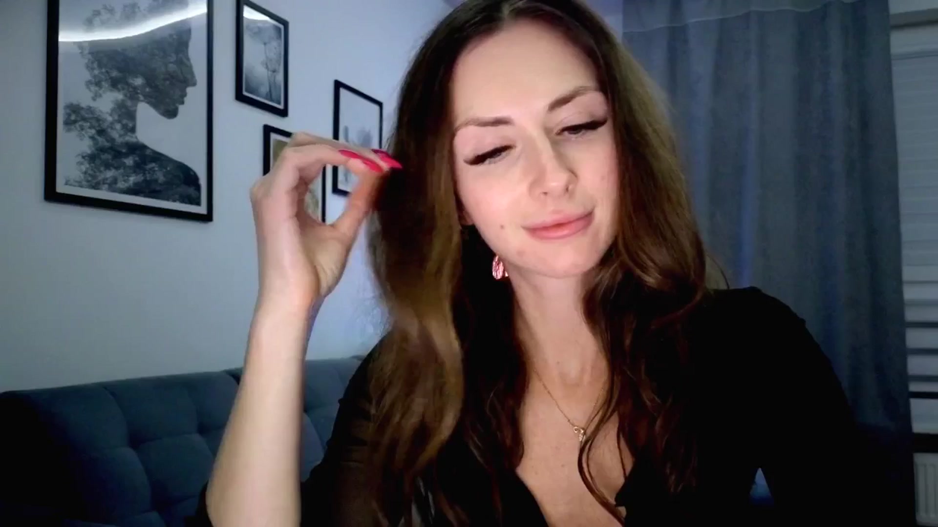 Gallery image thumbnail from Amber_Fry's myfreecams stream on, 11/12/2025, 21:26 image 16 of 20