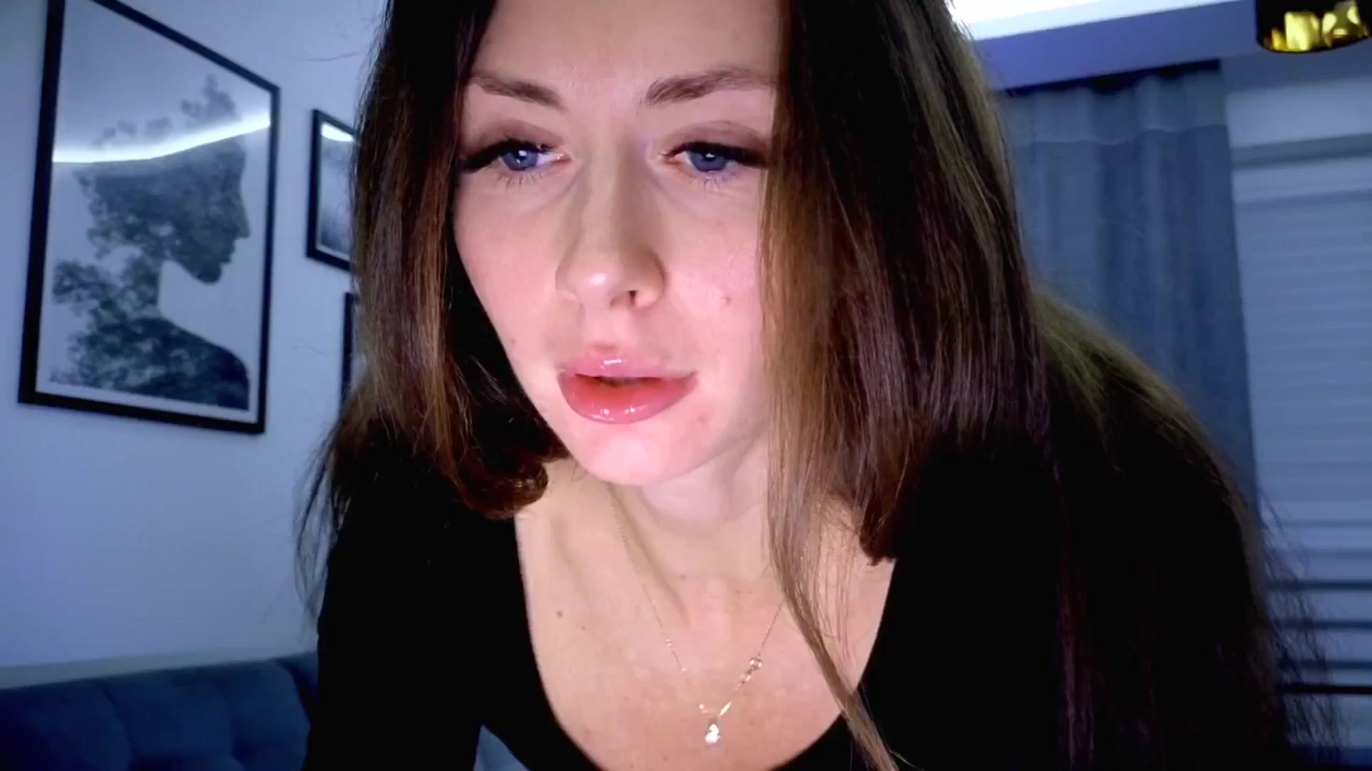Gallery image thumbnail from Amber_Fry's myfreecams stream on, 11/13/2025, 21:42 image 11 of 20