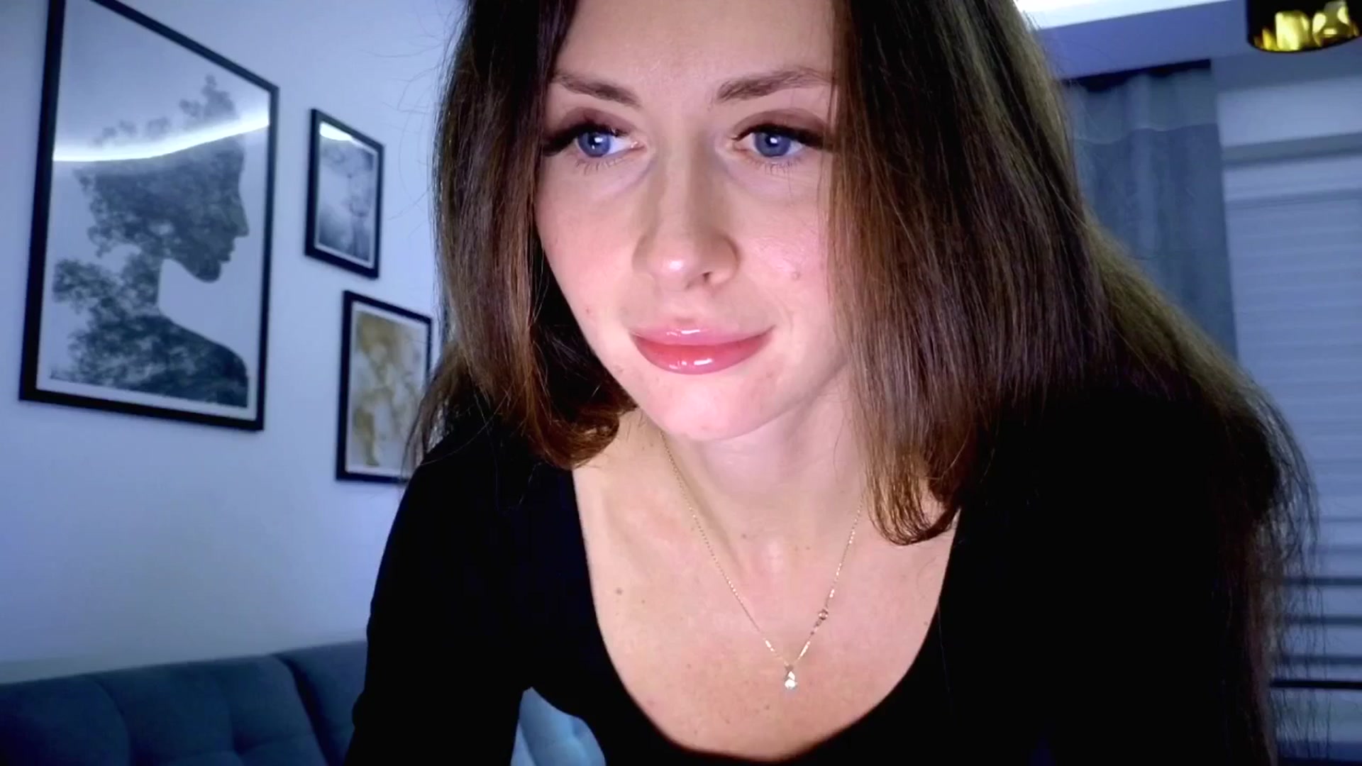 Gallery image thumbnail from Amber_Fry's myfreecams stream on, 11/13/2025, 21:42 image 10 of 20