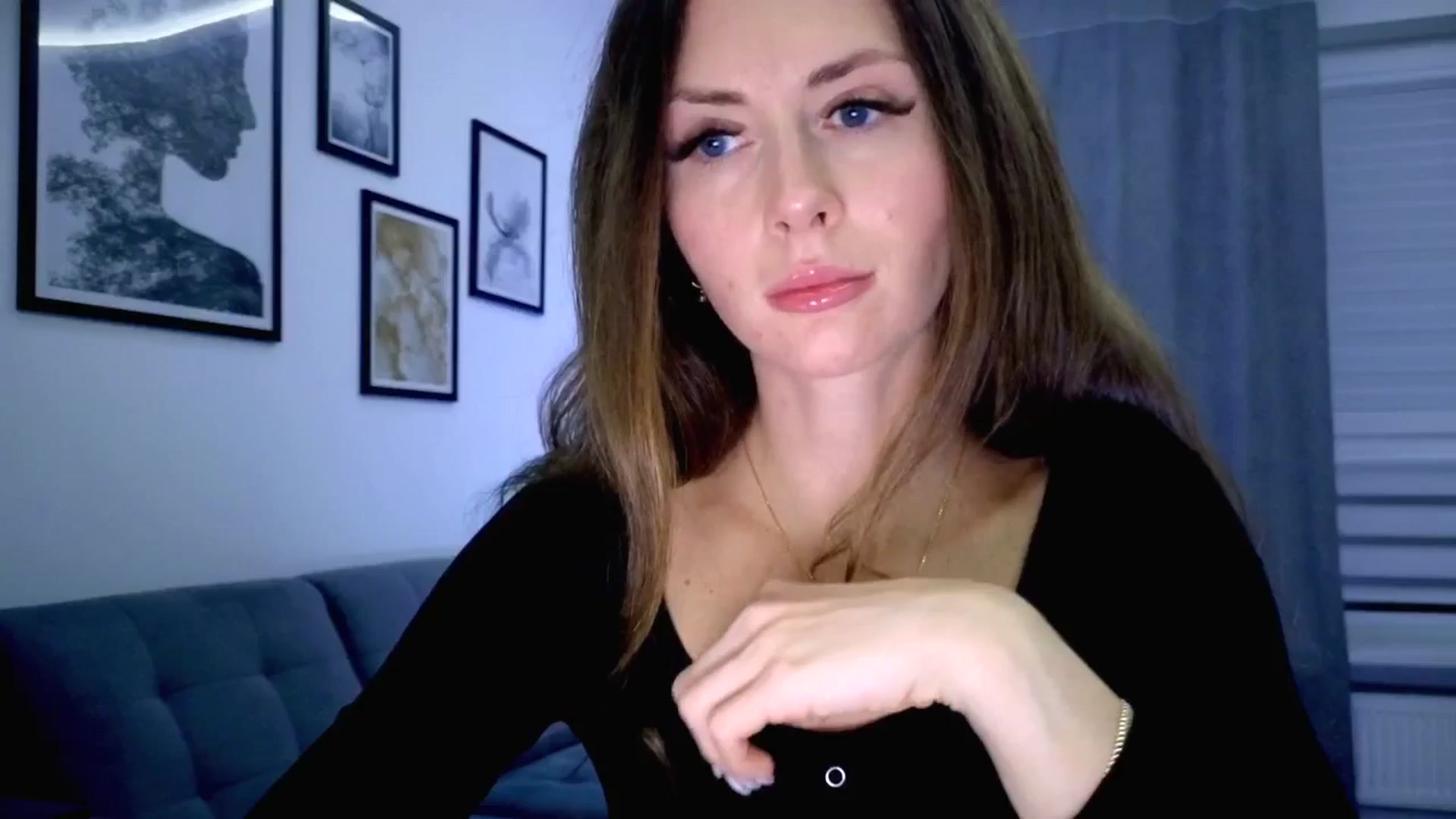 Gallery image thumbnail from Amber_Fry's myfreecams stream on, 11/13/2025, 22:32 image 1 of 20
