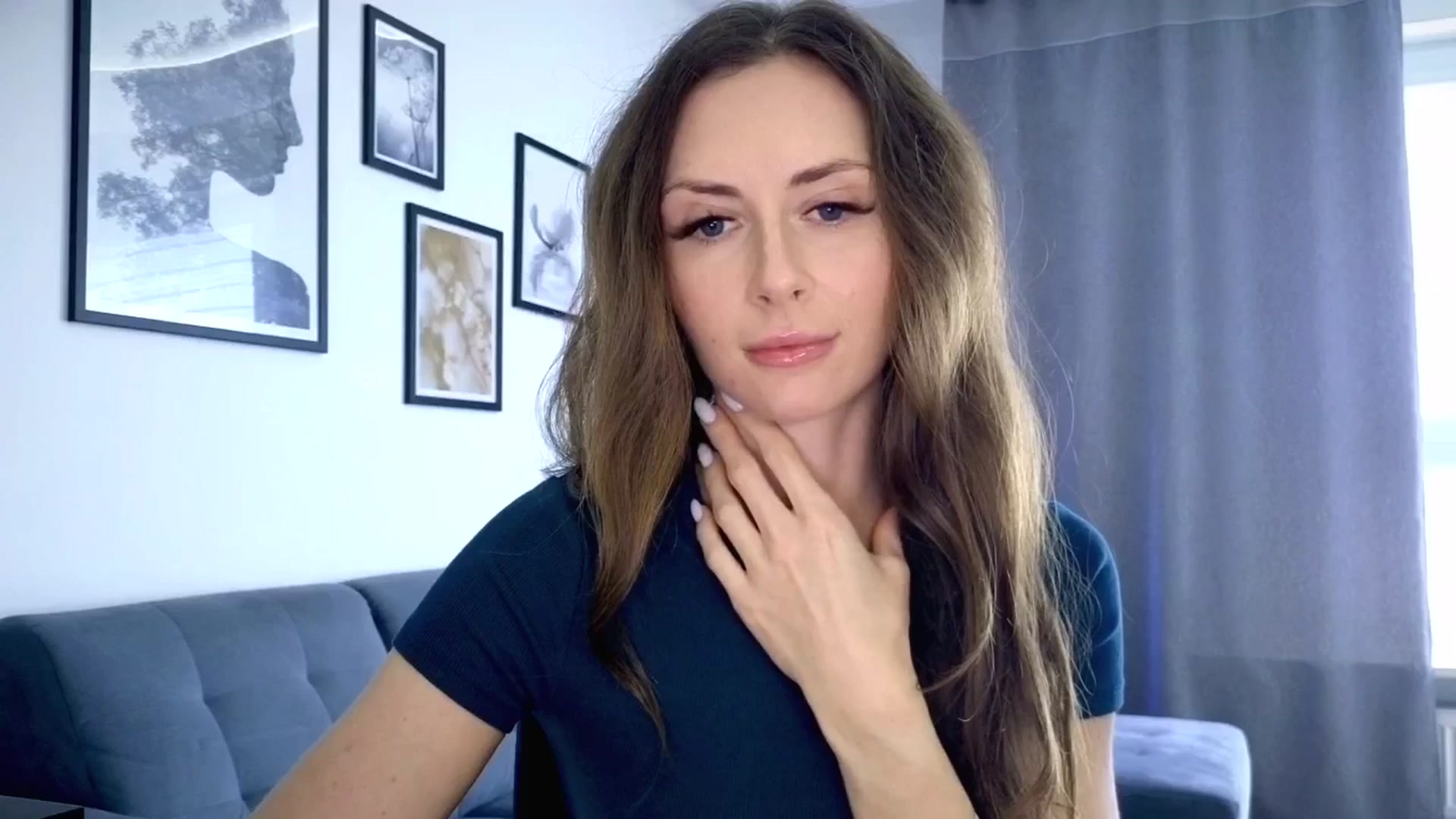 Gallery image thumbnail from Amber_Fry's myfreecams stream on, 11/14/2025, 11:35 image 13 of 20