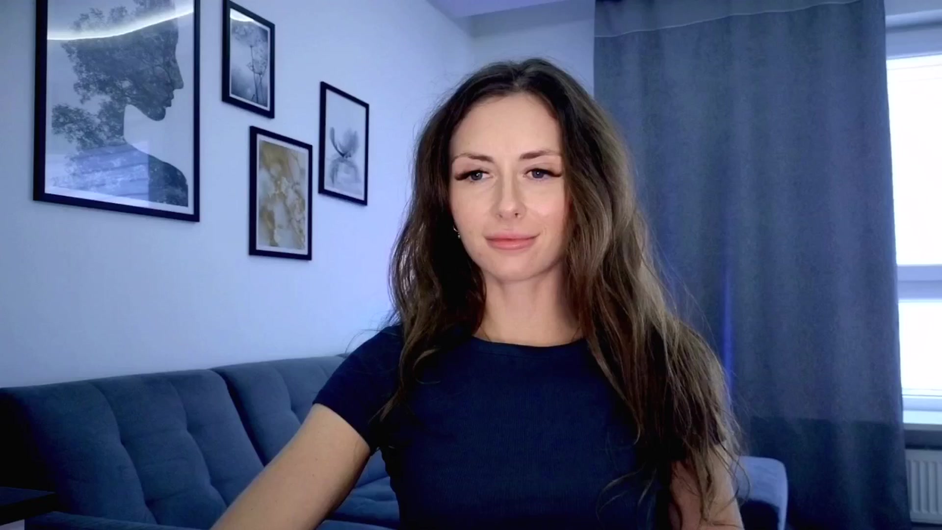 Gallery image thumbnail from Amber_Fry's myfreecams stream on, 11/14/2025, 13:58 image 15 of 20