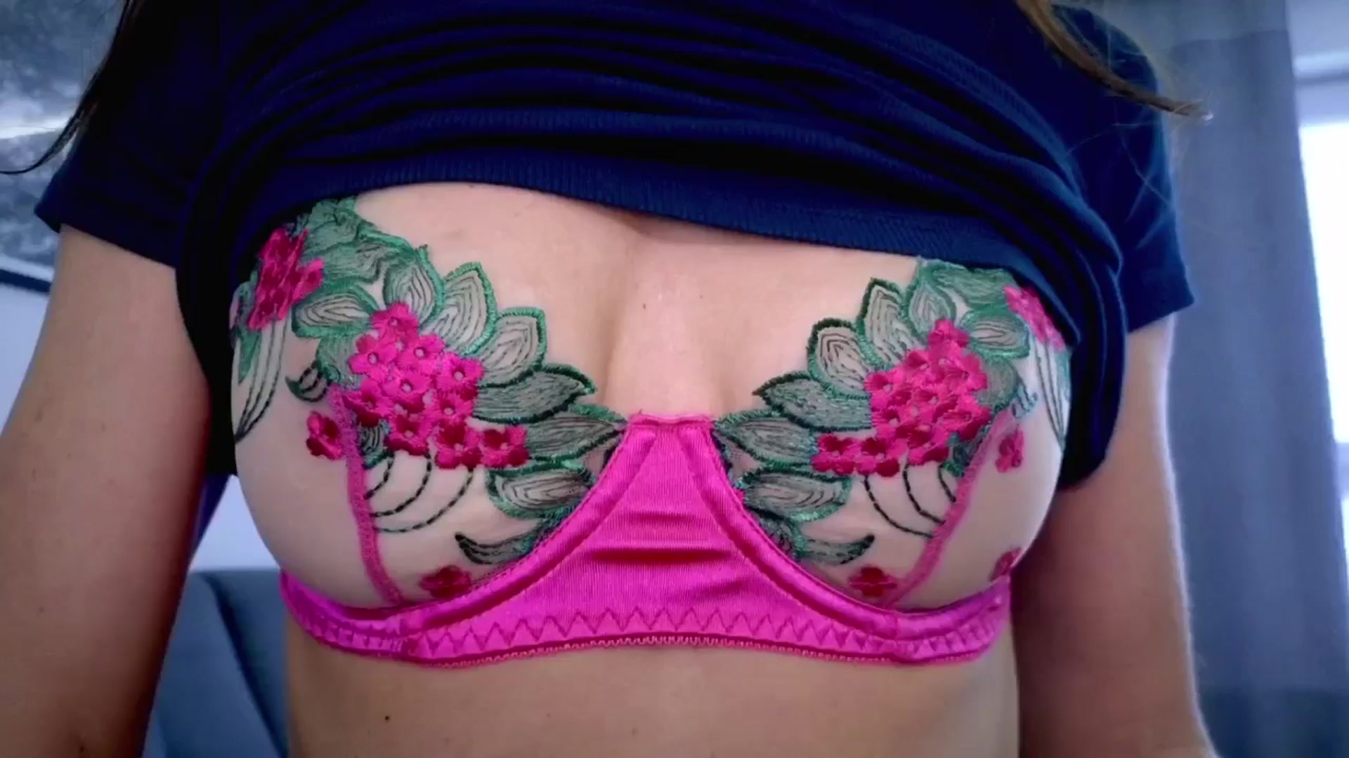 Gallery image thumbnail from Amber_Fry's myfreecams stream on, 11/14/2025, 13:58 image 18 of 20