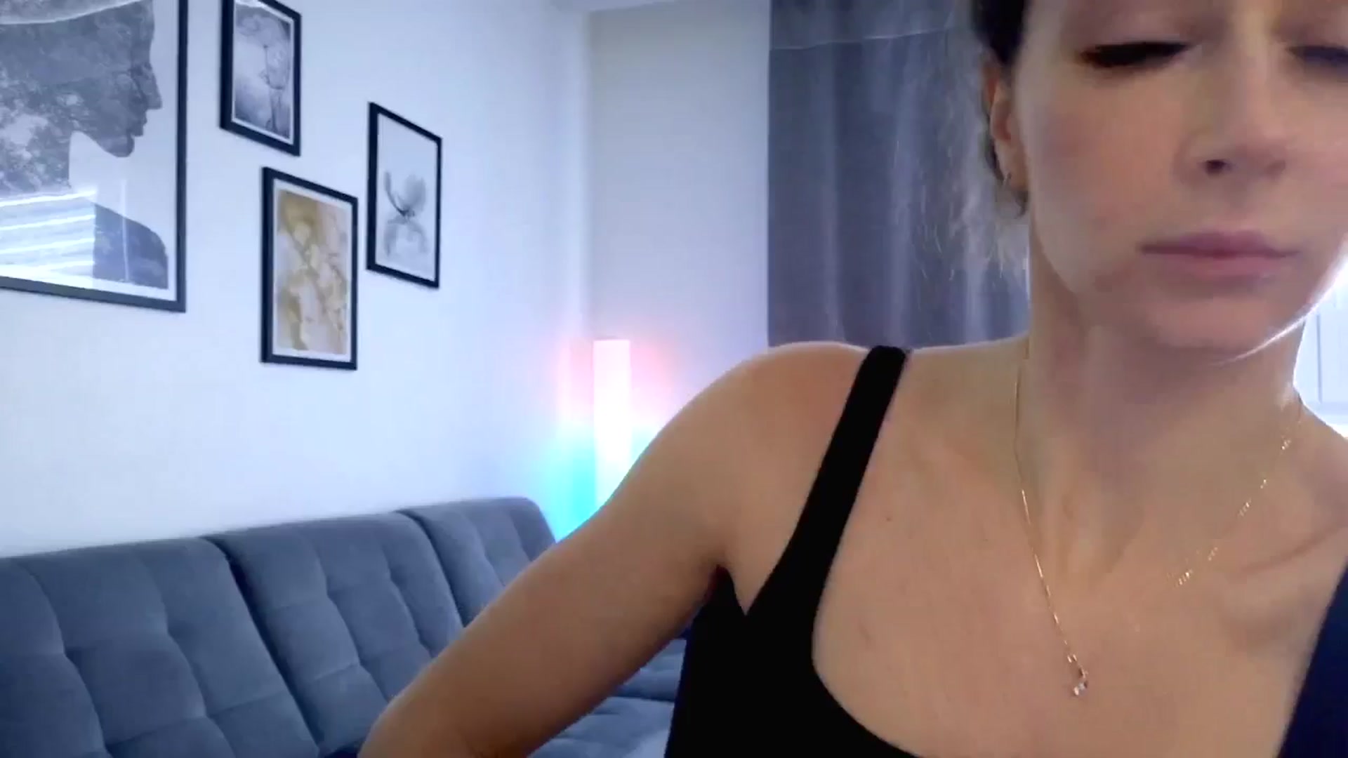 Gallery image thumbnail from Amber_Fry's myfreecams stream on, 11/15/2025, 12:51 image 1 of 20