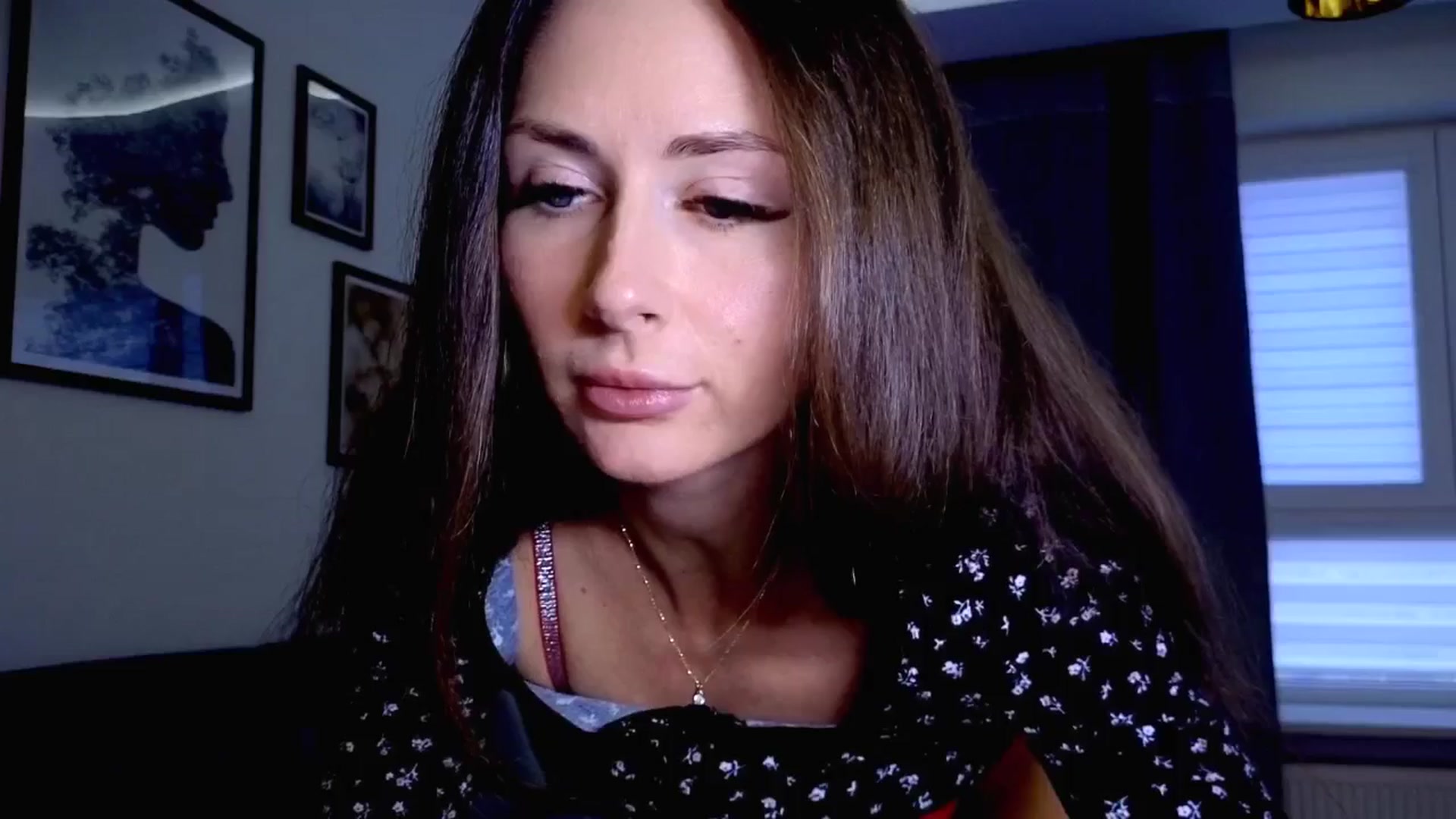 Gallery image thumbnail from Amber_Fry's myfreecams stream on, 11/18/2025, 14:50 image 11 of 20