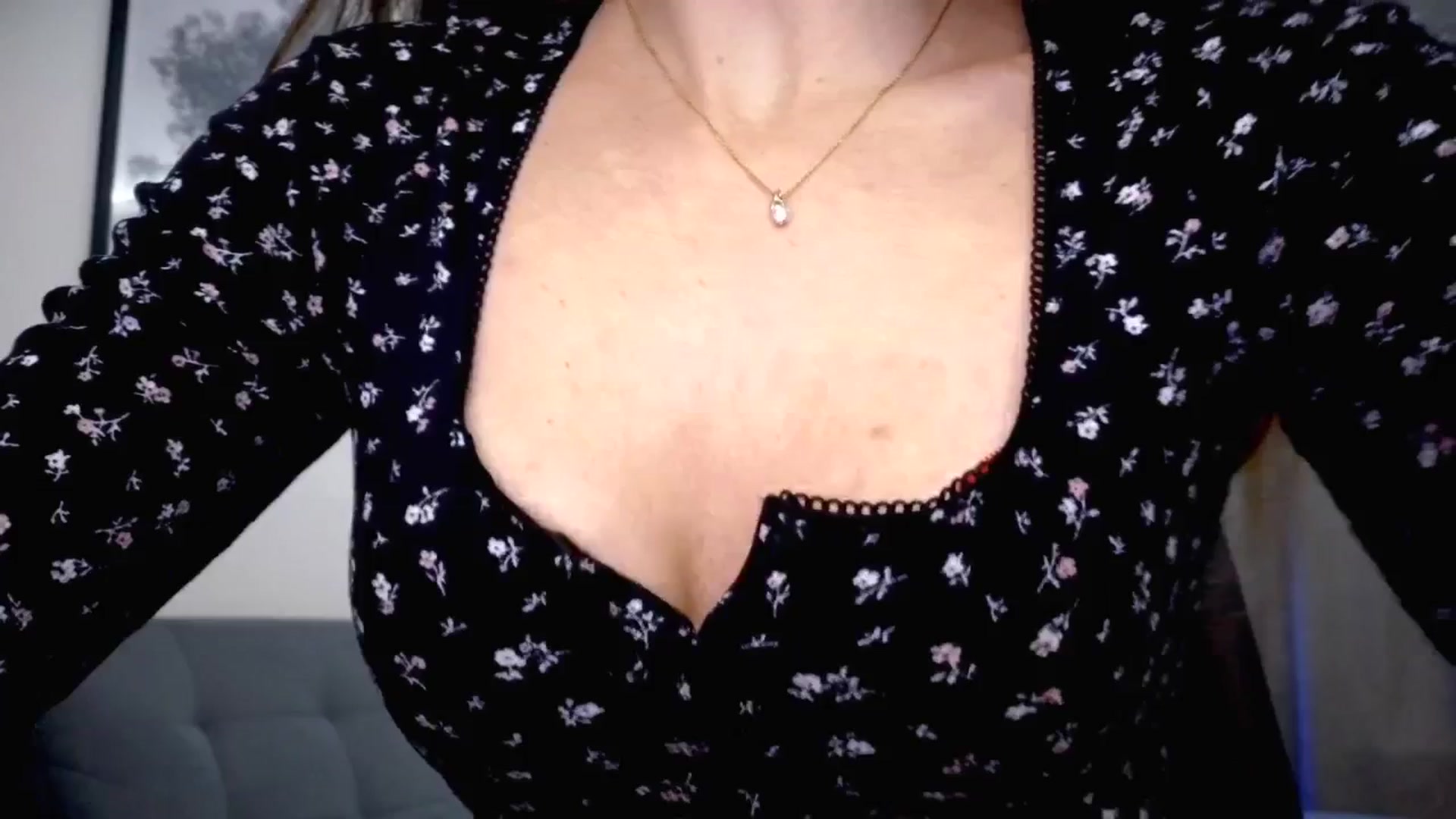 Gallery image thumbnail from Amber_Fry's myfreecams stream on, 11/18/2025, 15:13 image 18 of 20
