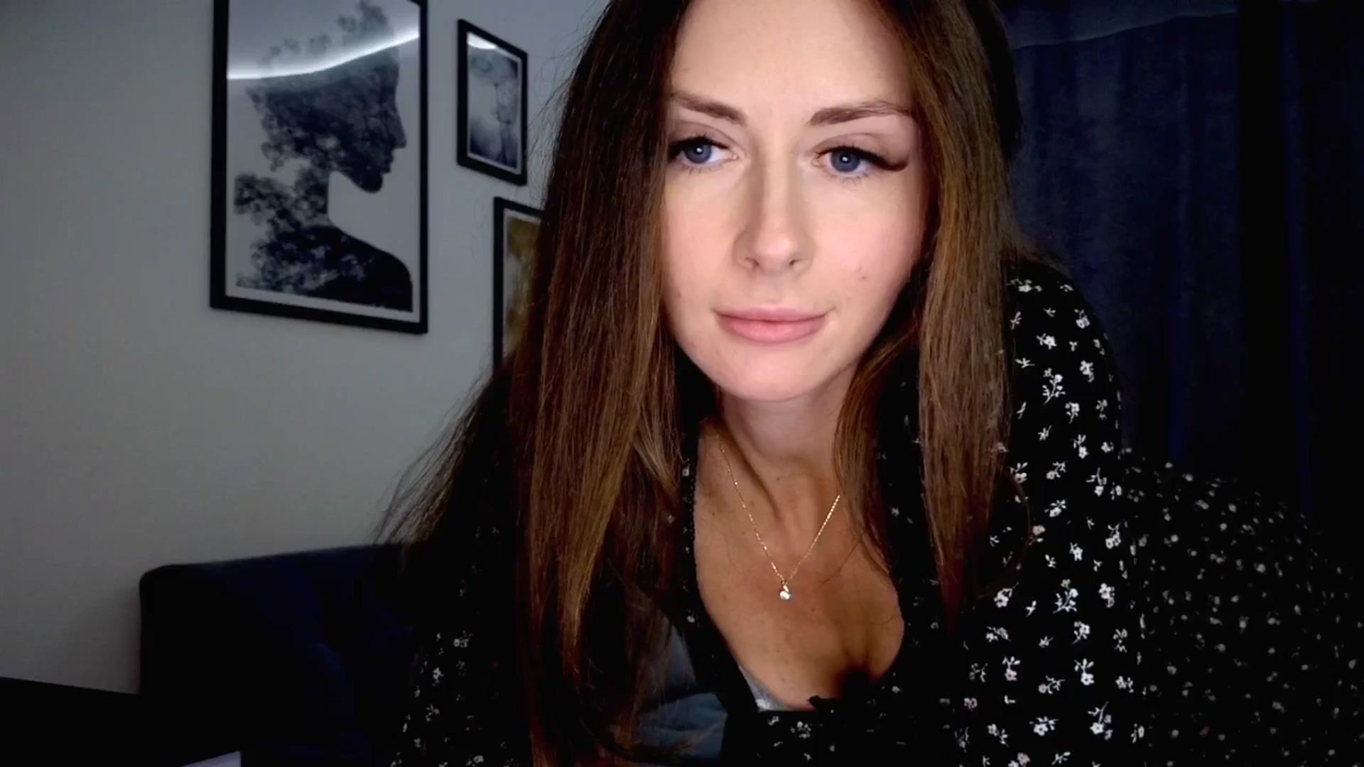 Gallery image thumbnail from Amber_Fry's myfreecams stream on, 11/18/2025, 15:13 image 7 of 20