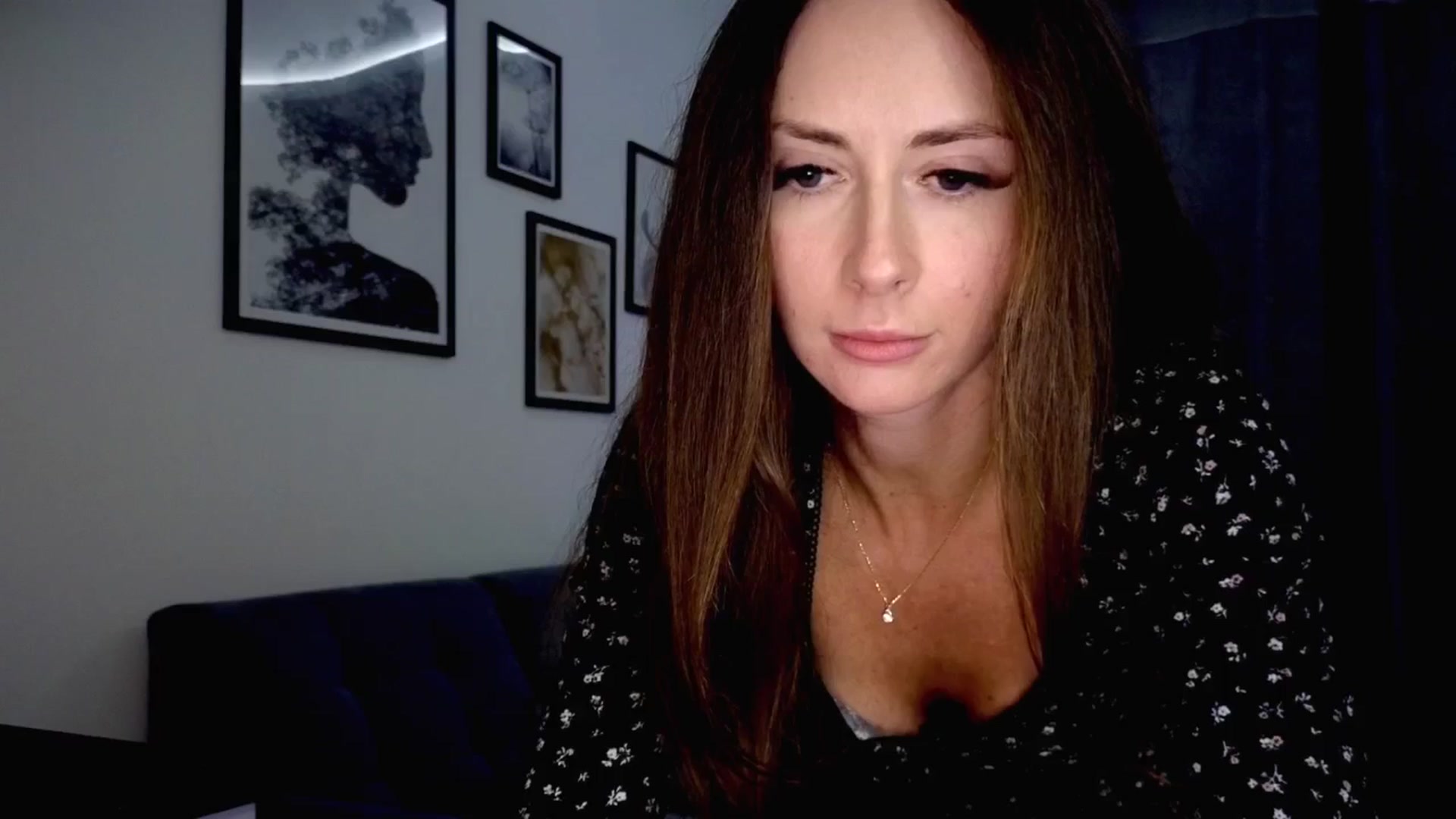 Gallery image thumbnail from Amber_Fry's myfreecams stream on, 11/18/2025, 15:13 image 12 of 20