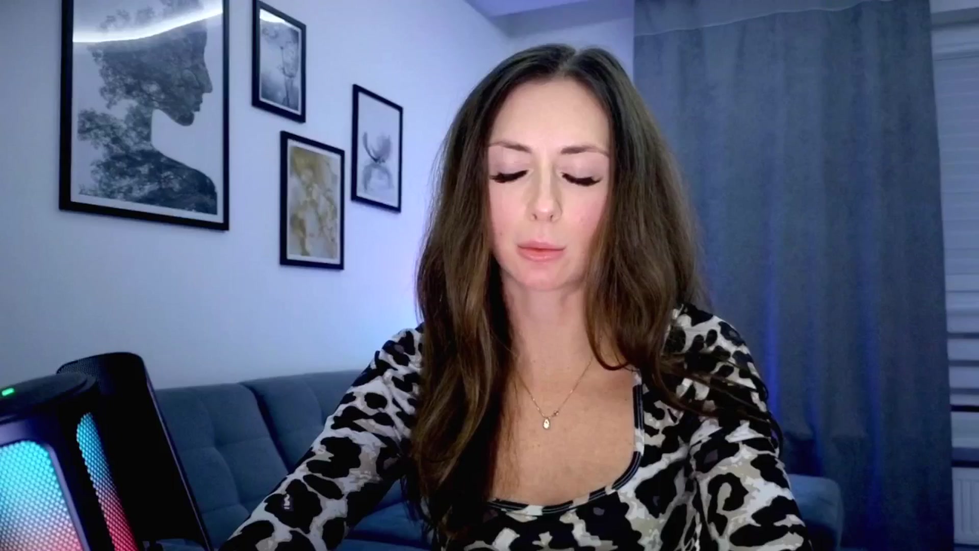 Gallery image thumbnail from Amber_Fry's myfreecams stream on, 11/19/2025, 19:42 image 19 of 20