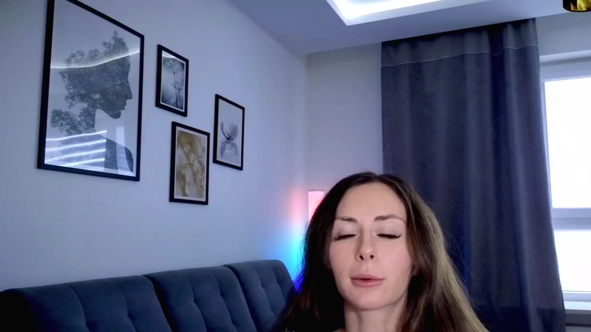 Gallery image thumbnail from Amber_Fry's myfreecams stream on, 11/21/2025, 11:50 image 13 of 20
