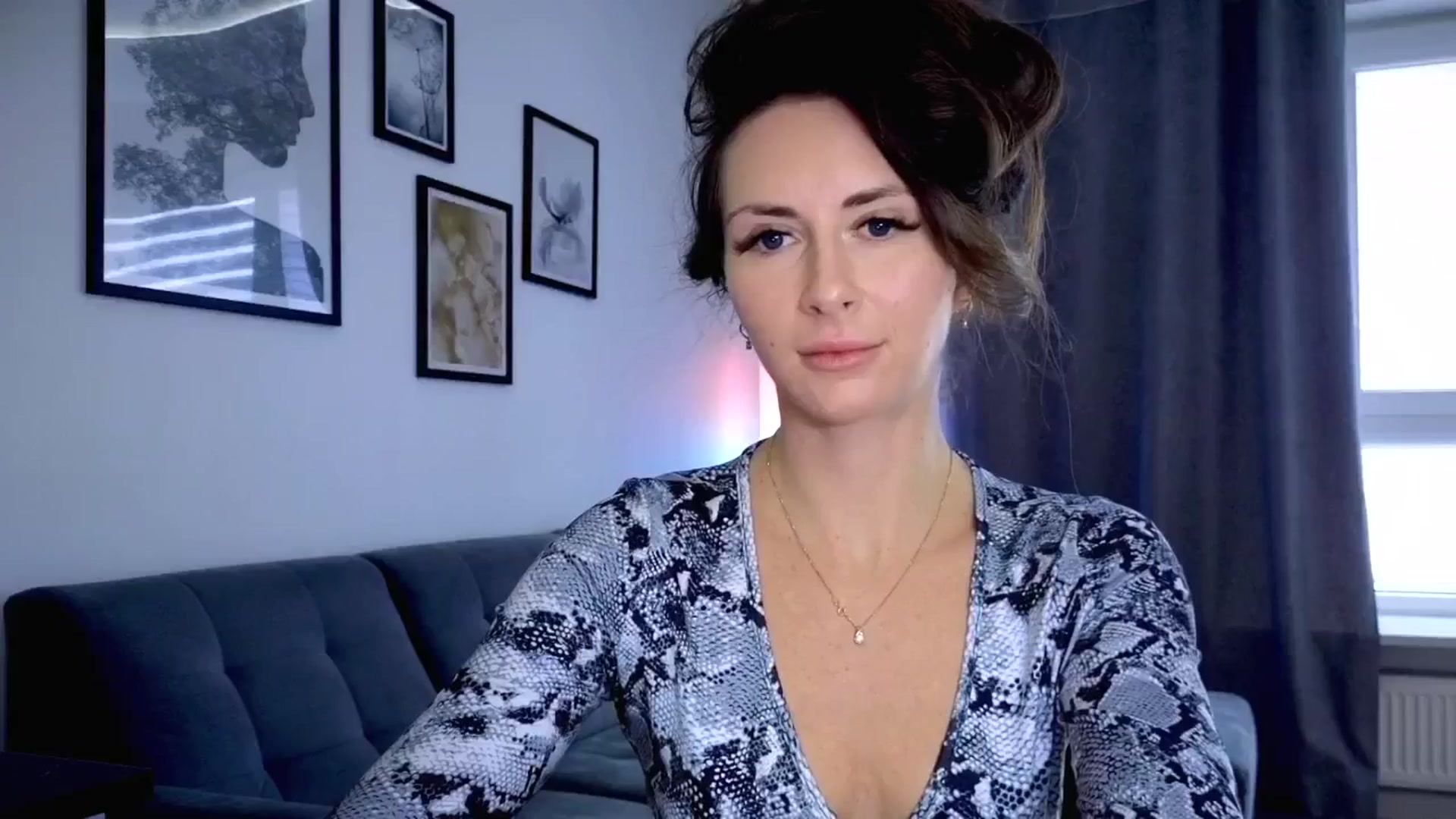 Gallery image thumbnail from Amber_Fry's myfreecams stream on, 11/21/2025, 13:40 image 5 of 20