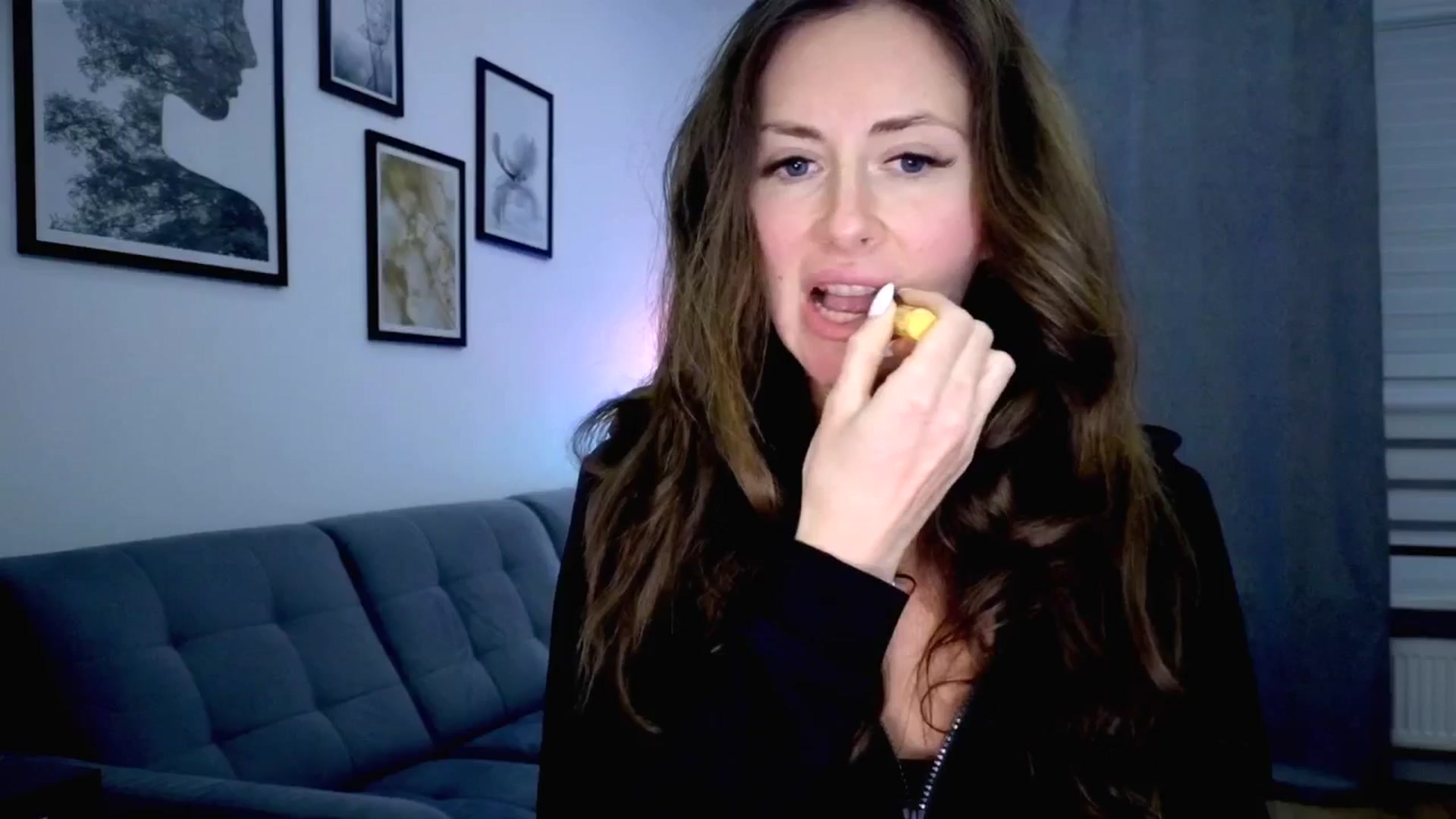 Gallery image thumbnail from Amber_Fry's myfreecams stream on, 11/24/2025, 20:09 image 2 of 20