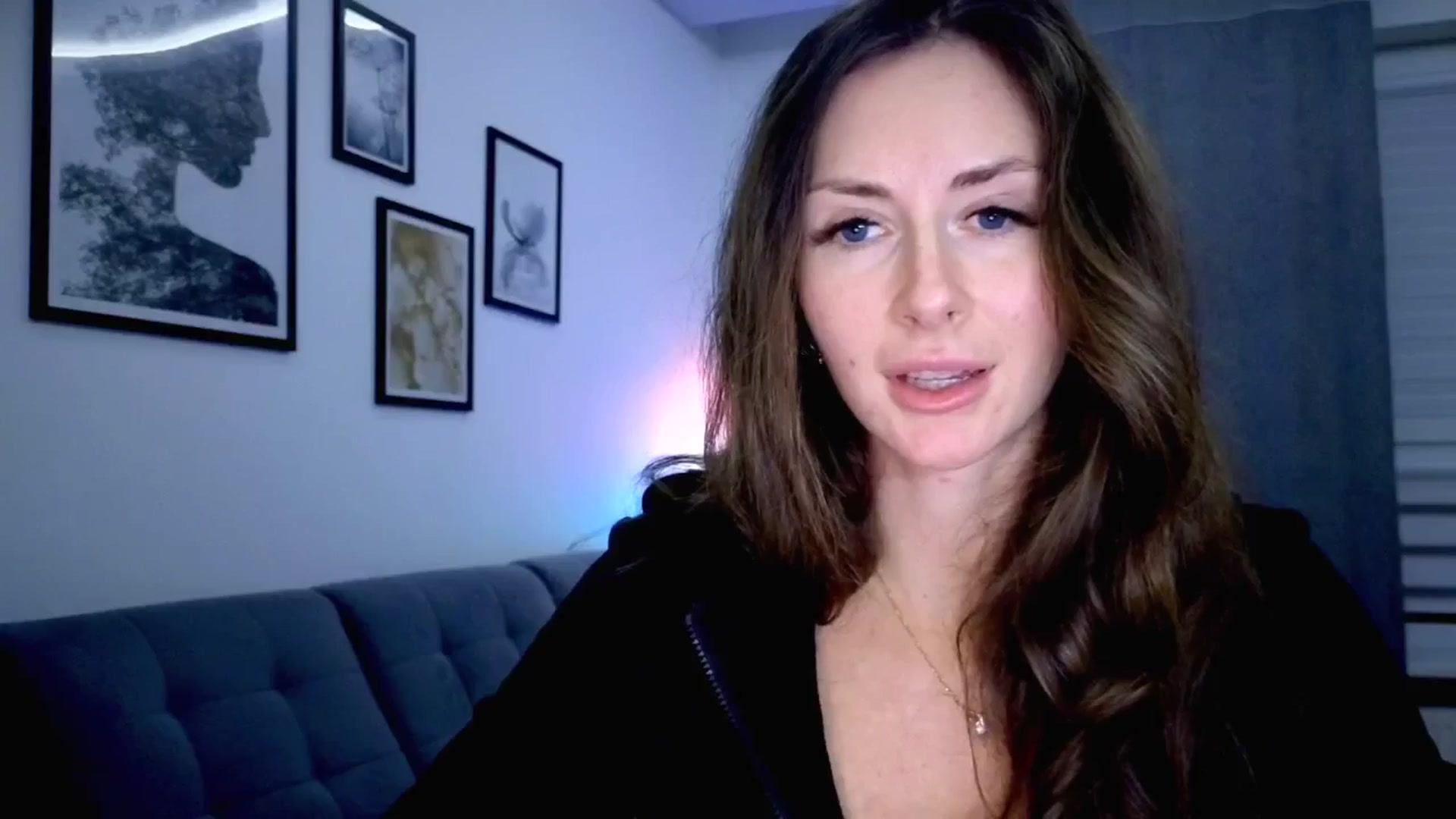 Gallery image thumbnail from Amber_Fry's myfreecams stream on, 11/24/2025, 21:54 image 10 of 20