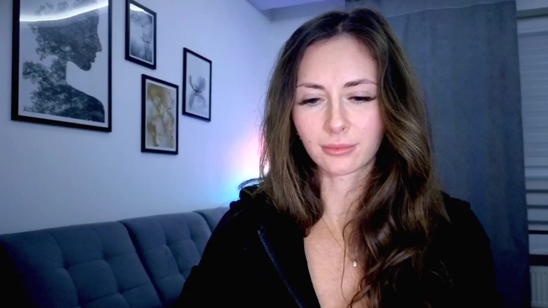 Gallery image thumbnail from Amber_Fry's myfreecams stream on, 11/24/2025, 21:54 image 15 of 20