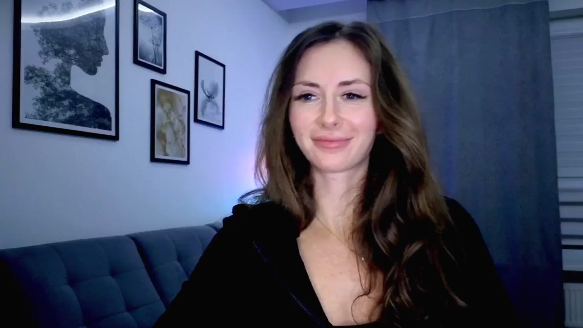 Gallery image thumbnail from Amber_Fry's myfreecams stream on, 11/24/2025, 21:54 image 14 of 20