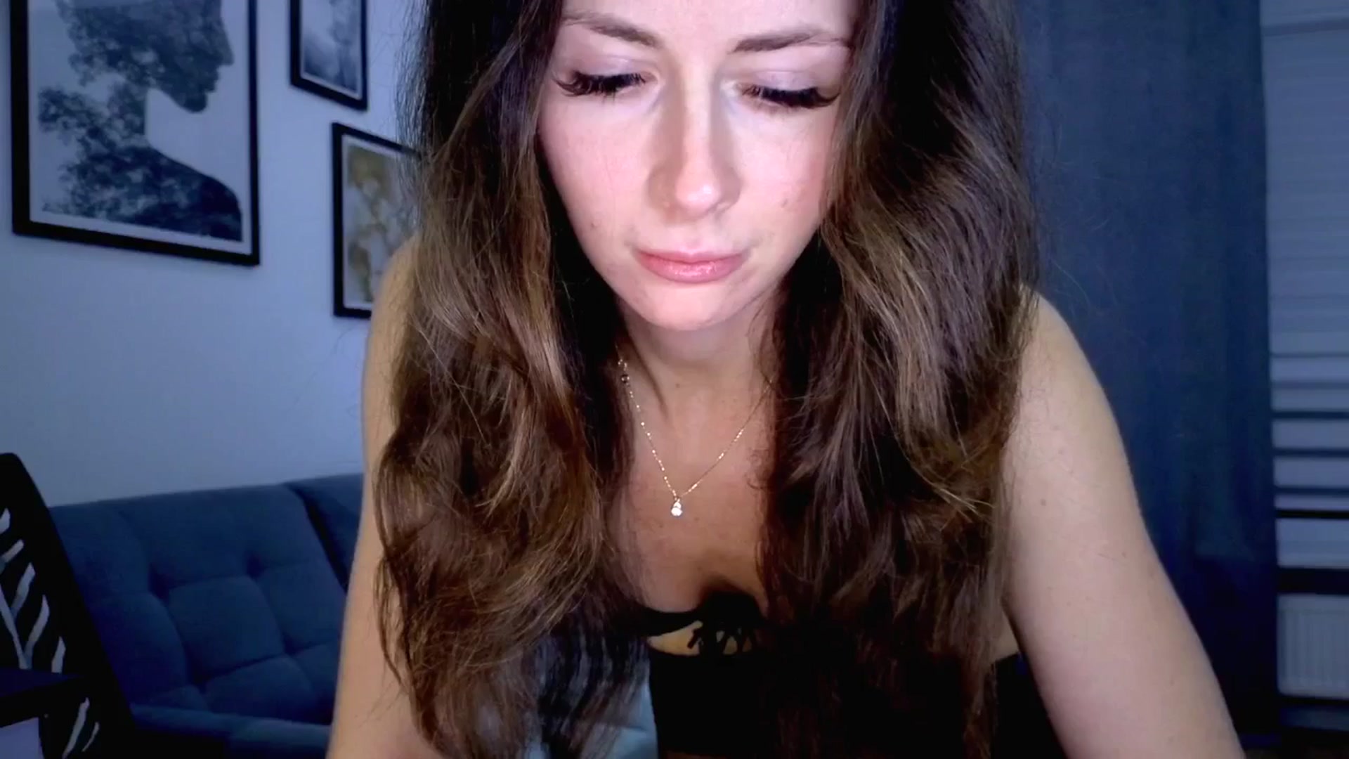 Gallery image thumbnail from Amber_Fry's myfreecams stream on, 11/25/2025, 22:15 image 3 of 20