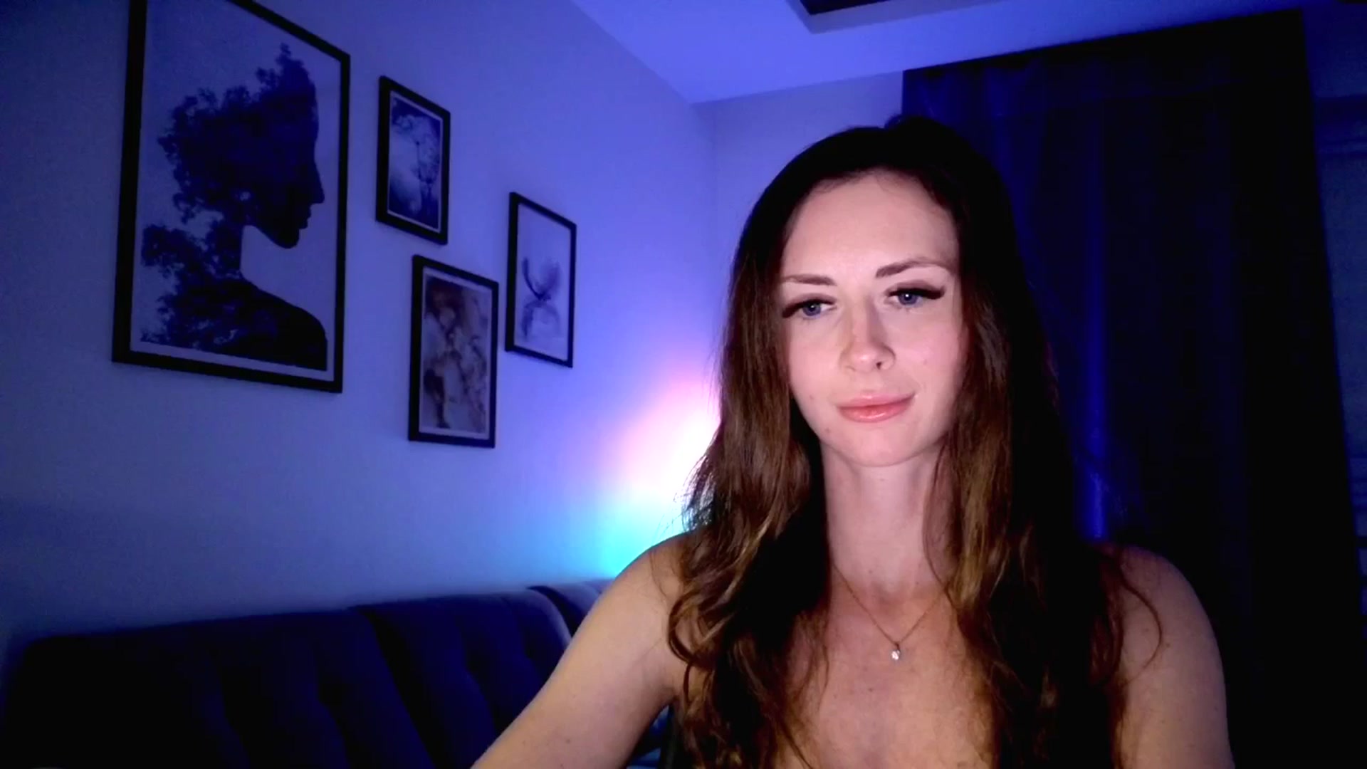 Gallery image thumbnail from Amber_Fry's myfreecams stream on, 12/01/2025, 19:37 image 19 of 20