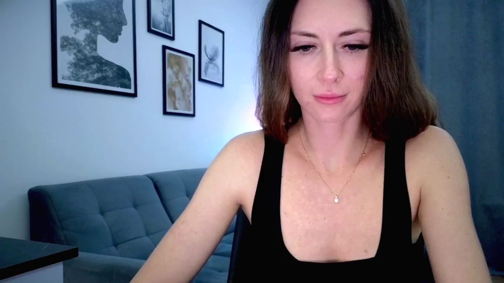 Gallery image thumbnail from Amber_Fry's myfreecams stream on, 12/04/2025, 20:29 image 12 of 20