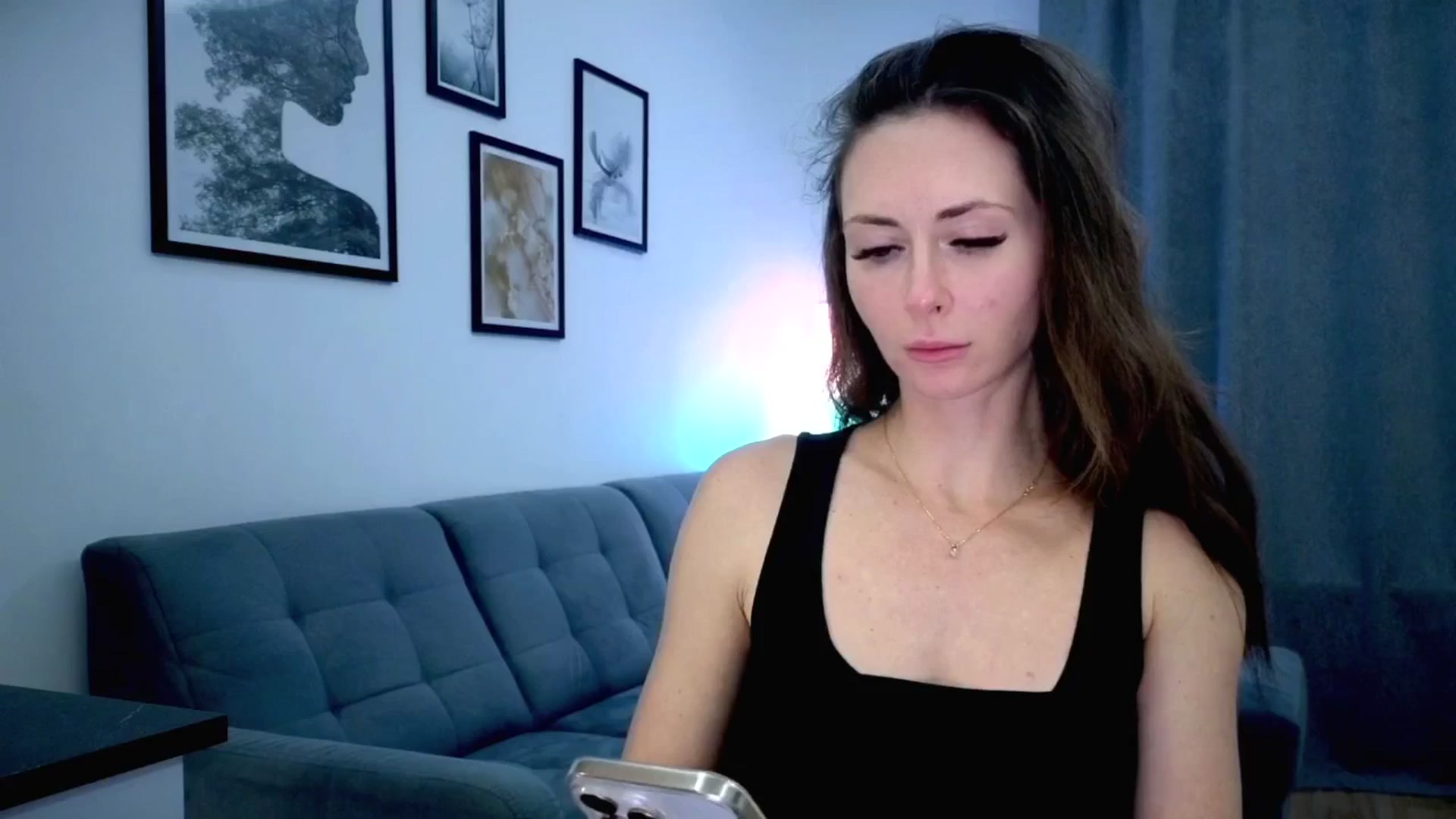 Gallery image thumbnail from Amber_Fry's myfreecams stream on, 12/04/2025, 20:29 image 18 of 20