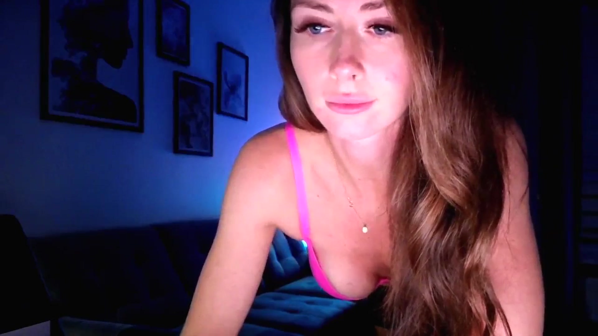 Gallery image thumbnail from Amber_Fry's myfreecams stream on, 12/05/2025, 22:34 image 19 of 20