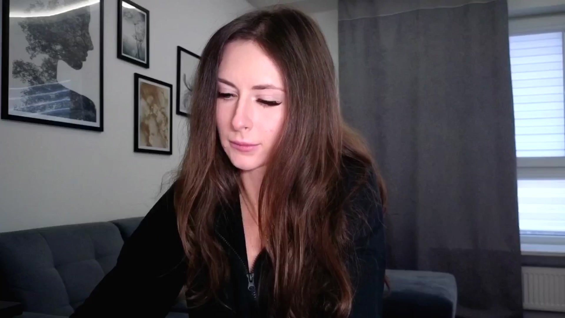 Gallery image thumbnail from Amber_Fry's myfreecams stream on, 12/07/2025, 14:16 image 20 of 20