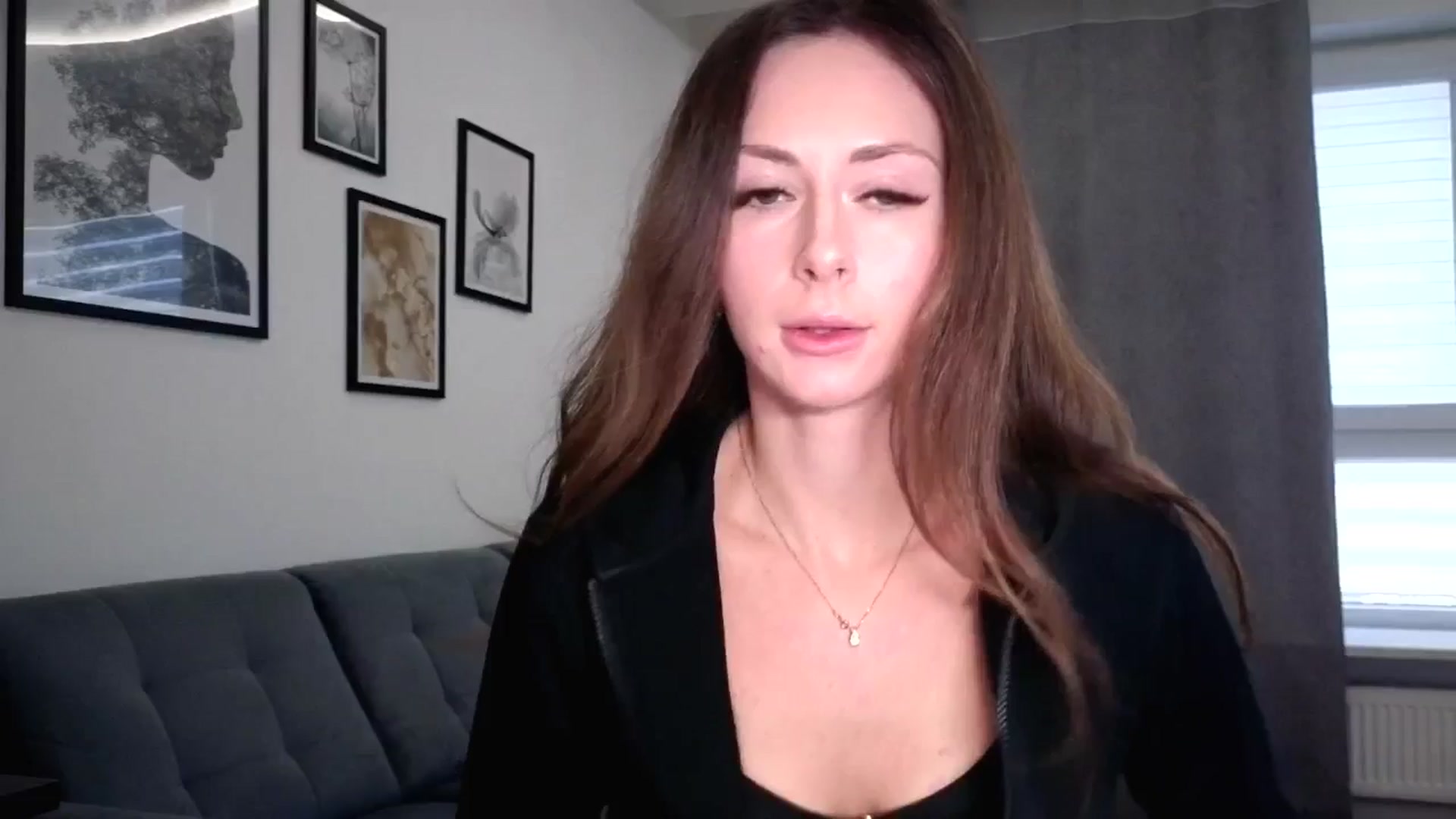Gallery image thumbnail from Amber_Fry's myfreecams stream on, 12/07/2025, 14:16 image 12 of 20