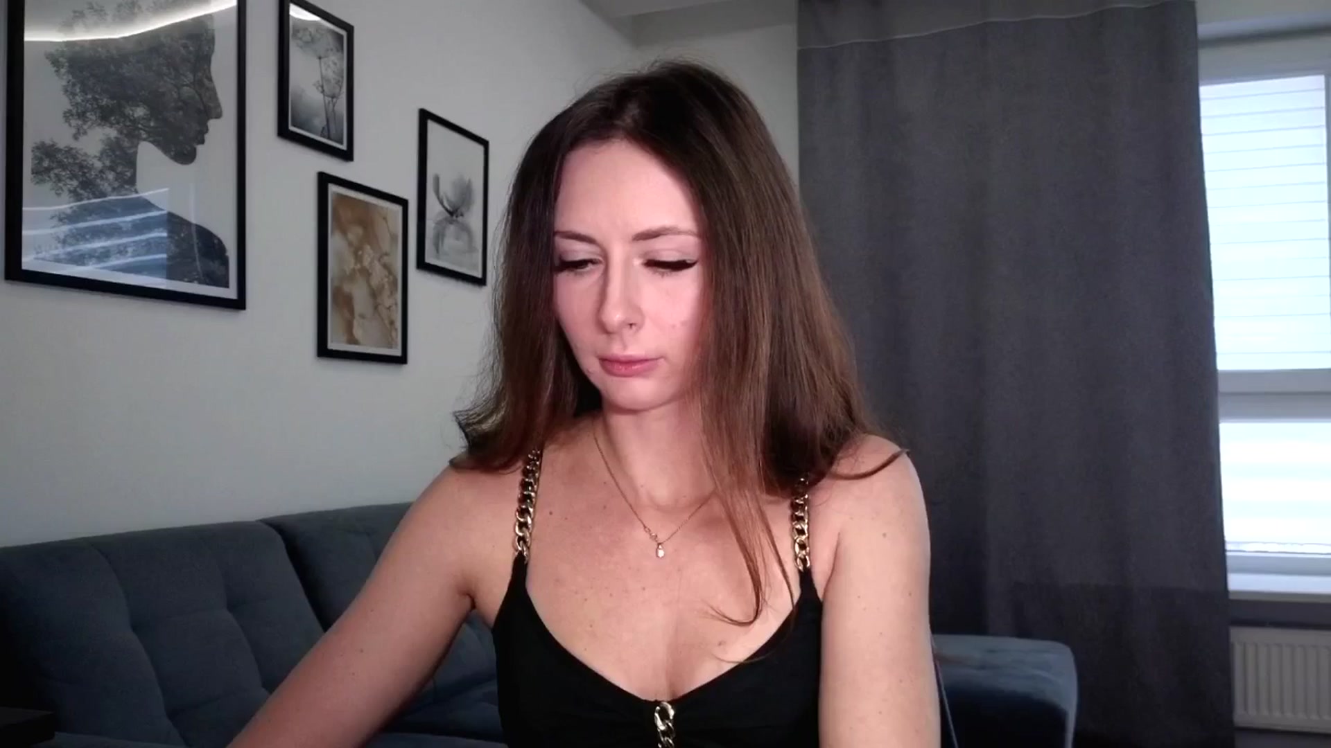 Gallery image thumbnail from Amber_Fry's myfreecams stream on, 12/07/2025, 14:16 image 11 of 20