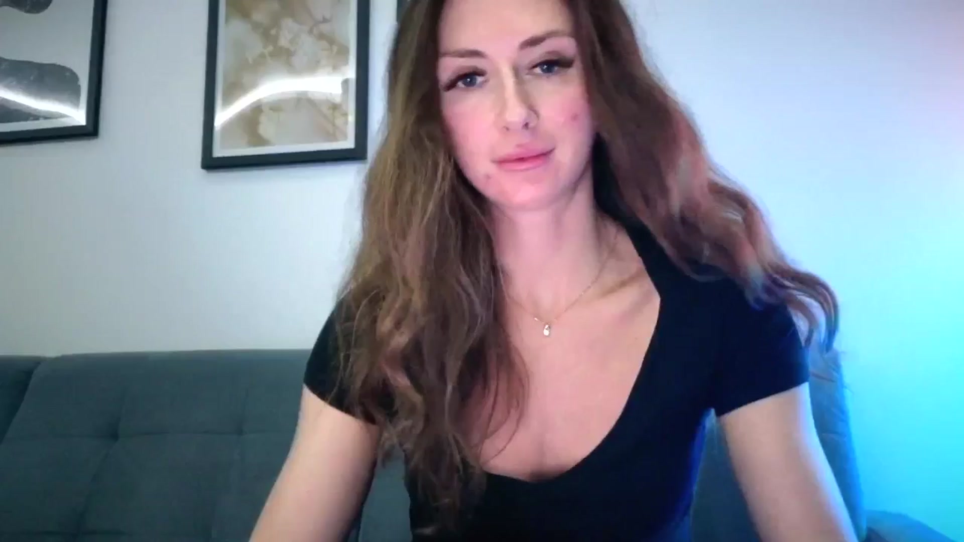 Gallery image thumbnail from Amber_Fry's myfreecams stream on, 12/10/2025, 21:33 image 3 of 20