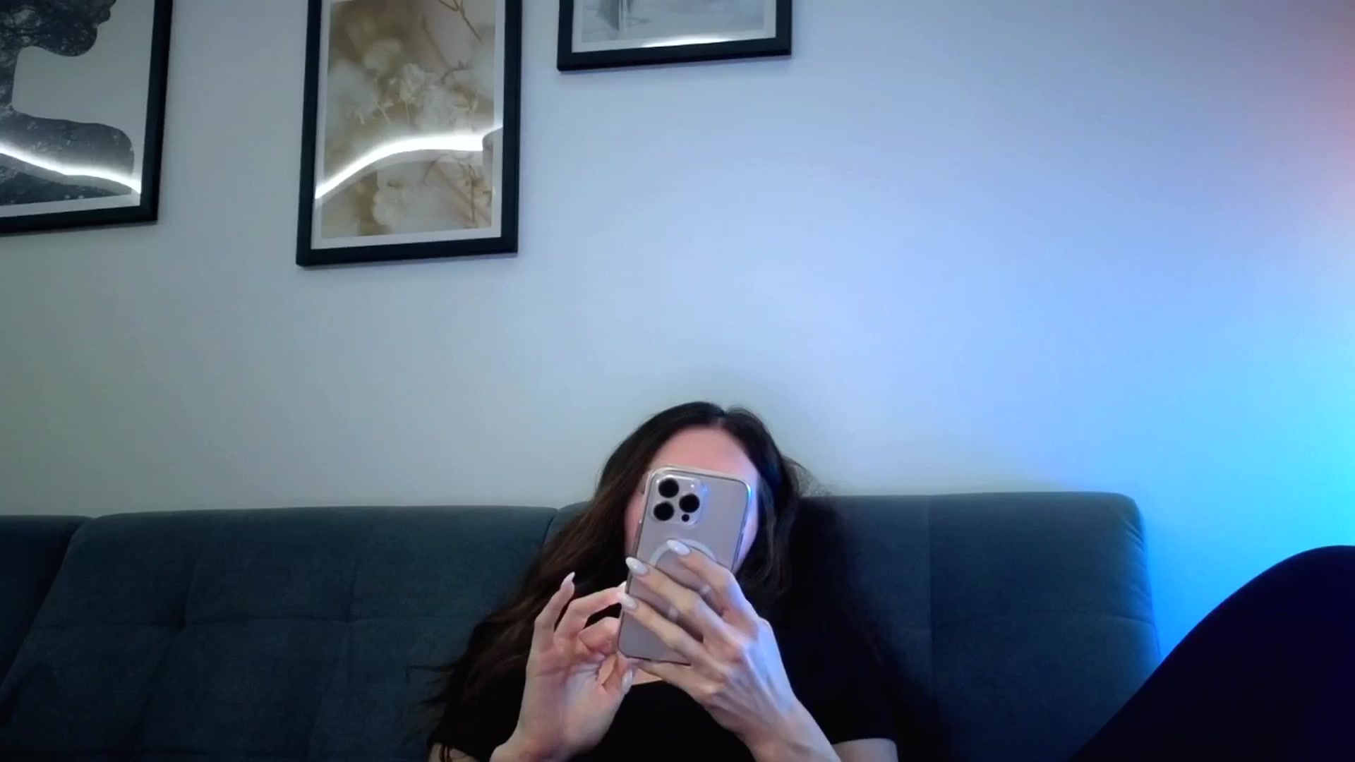 Gallery image thumbnail from Amber_Fry's myfreecams stream on, 12/10/2025, 21:33 image 12 of 20