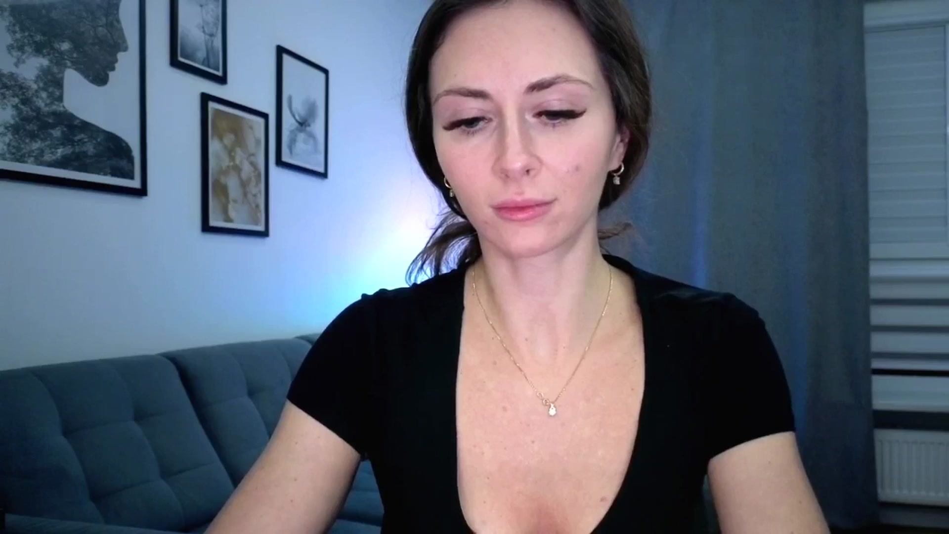 Gallery image thumbnail from Amber_Fry's myfreecams stream on, 12/14/2025, 22:20 image 11 of 20