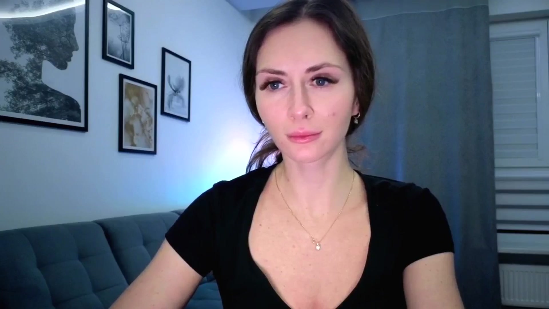 Gallery image thumbnail from Amber_Fry's myfreecams stream on, 12/14/2025, 22:20 image 8 of 20