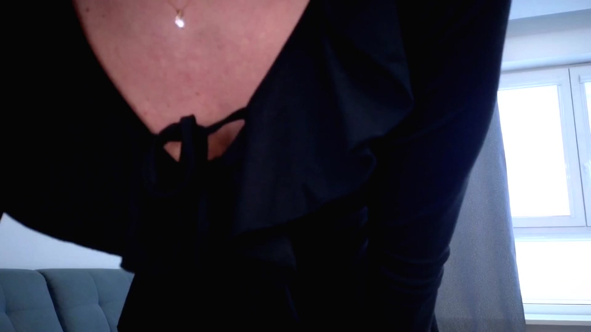 Gallery image thumbnail from Amber_Fry's myfreecams stream on, 12/18/2025, 13:31 image 6 of 20