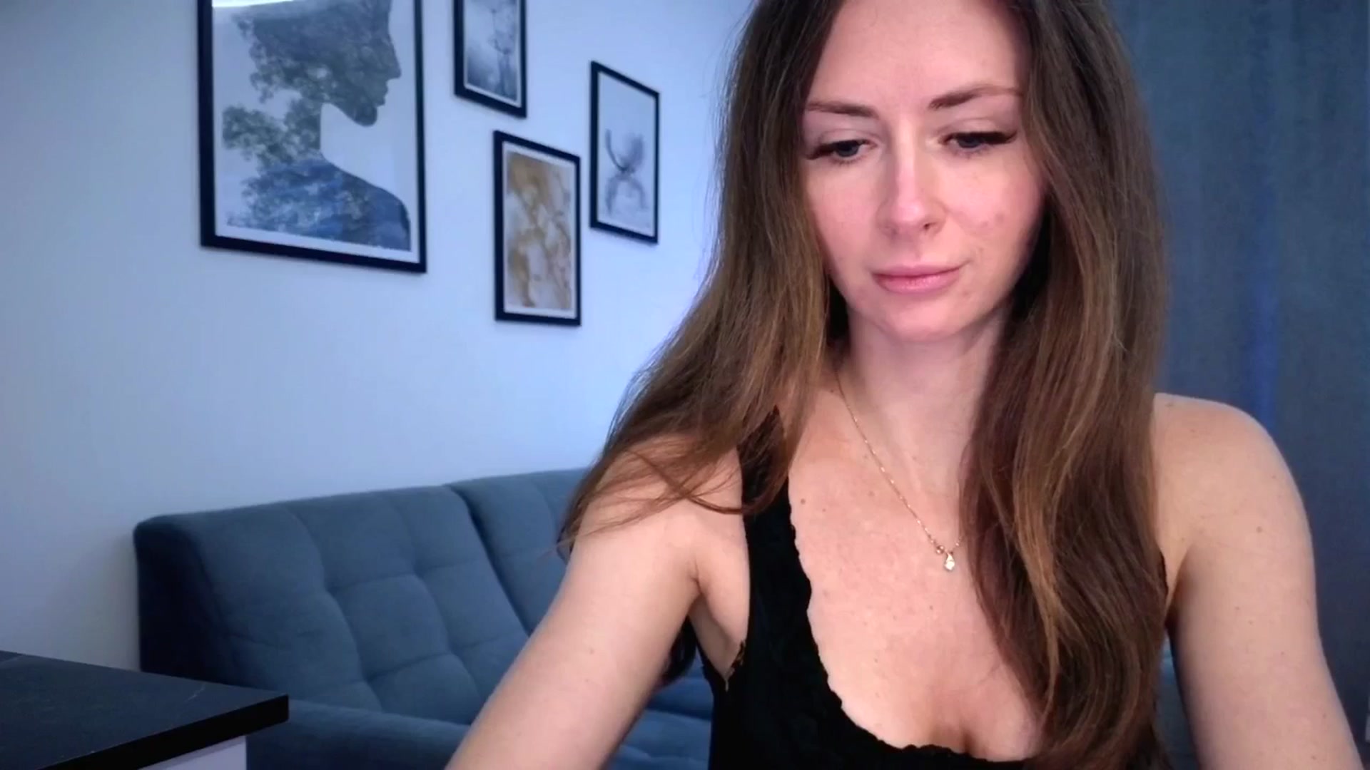 Gallery image thumbnail from Amber_Fry's myfreecams stream on, 12/20/2025, 14:13 image 9 of 20
