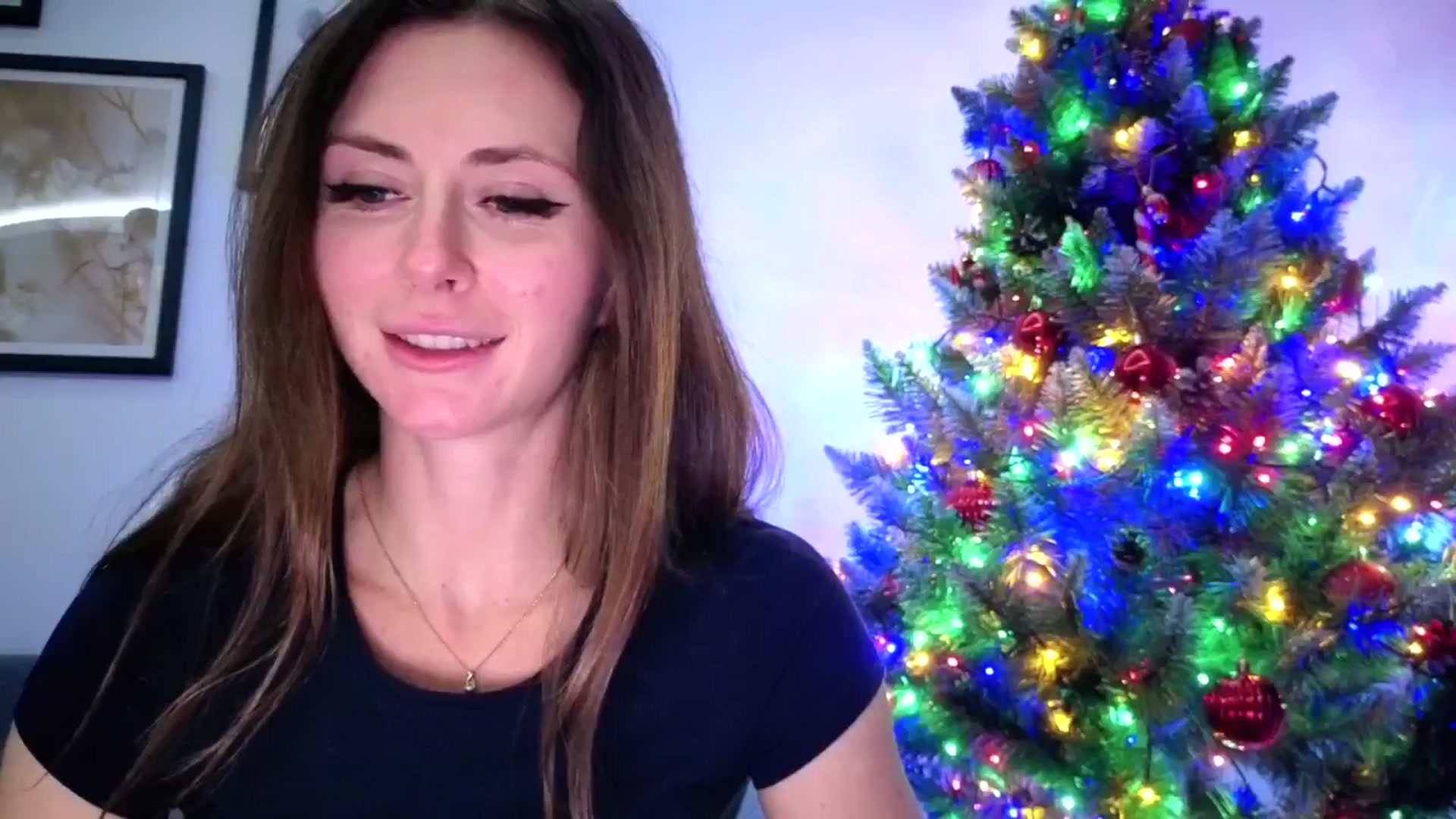 Gallery image thumbnail from Amber_Fry's myfreecams stream on, 12/22/2025, 22:47 image 16 of 20