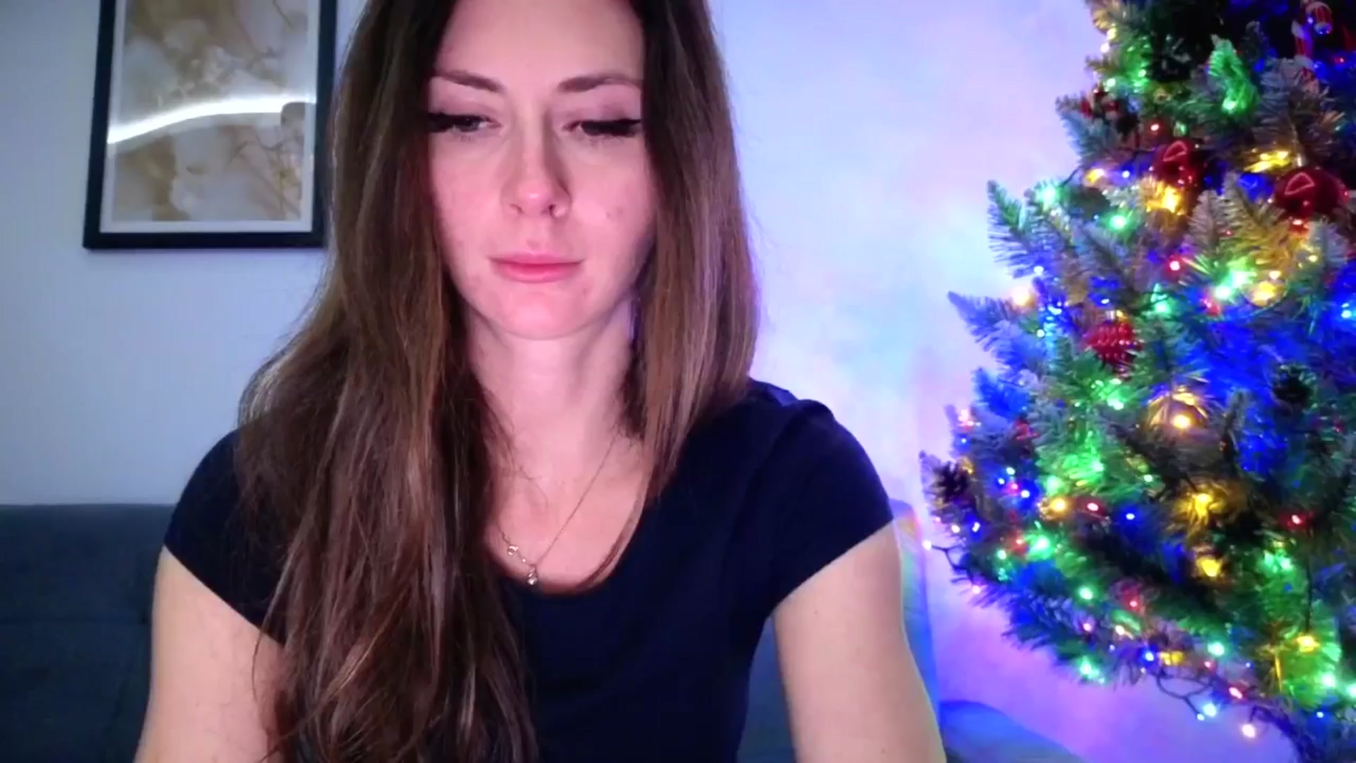 Gallery image thumbnail from Amber_Fry's myfreecams stream on, 12/22/2025, 22:47 image 3 of 20