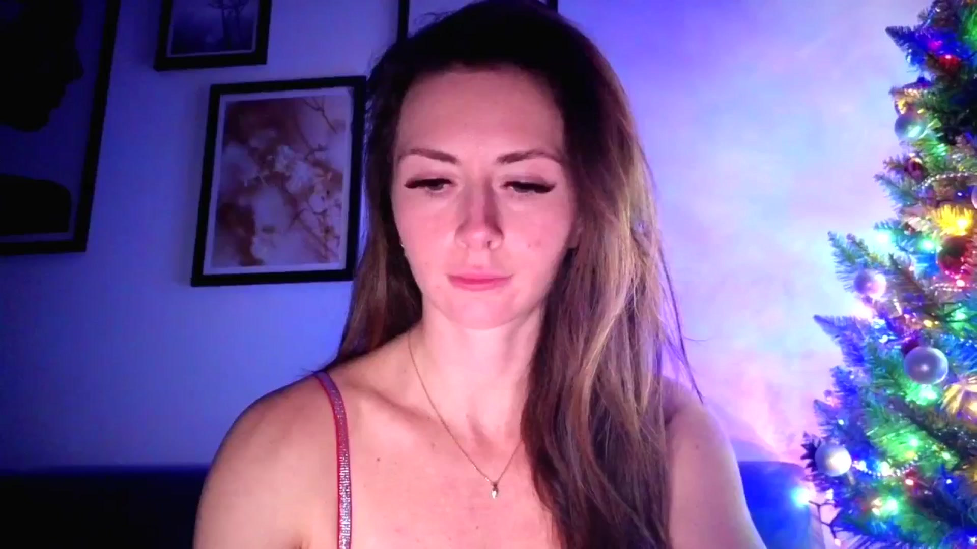 Gallery image thumbnail from Amber_Fry's myfreecams stream on, 12/25/2025, 18:49 image 20 of 20
