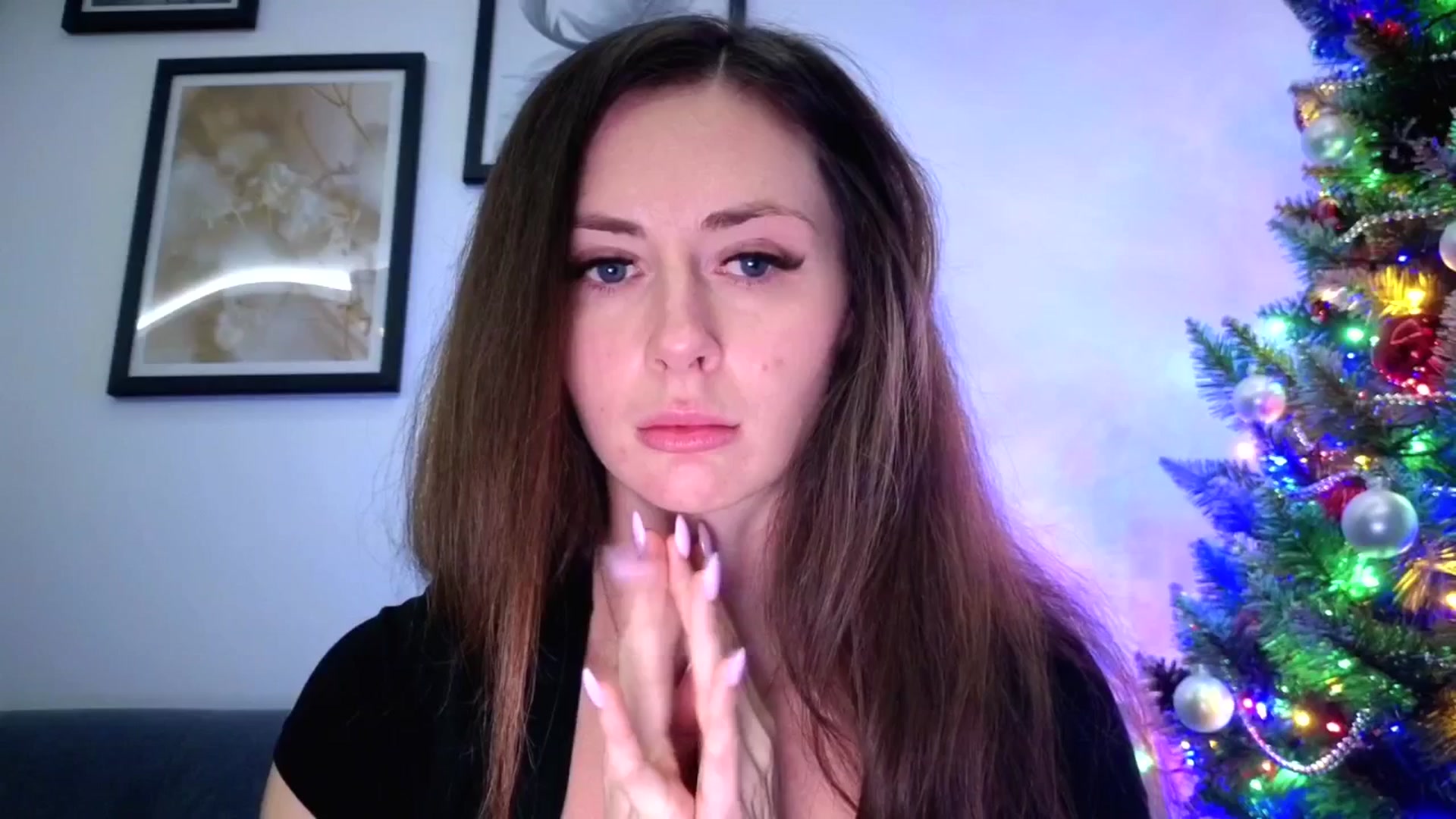 Gallery image thumbnail from Amber_Fry's myfreecams stream on, 12/27/2025, 17:48 image 14 of 20