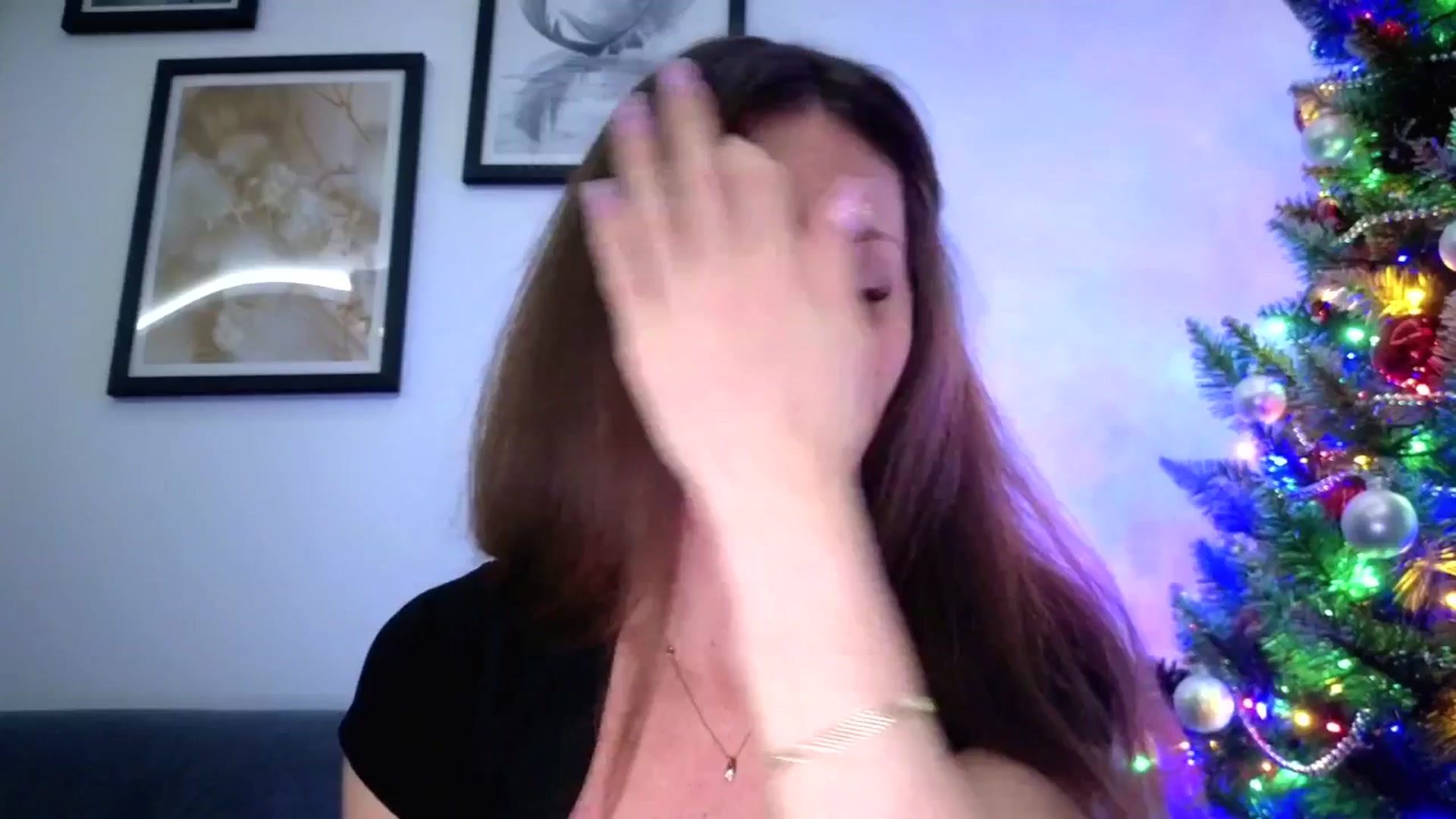 Gallery image thumbnail from Amber_Fry's myfreecams stream on, 12/27/2025, 17:48 image 13 of 20